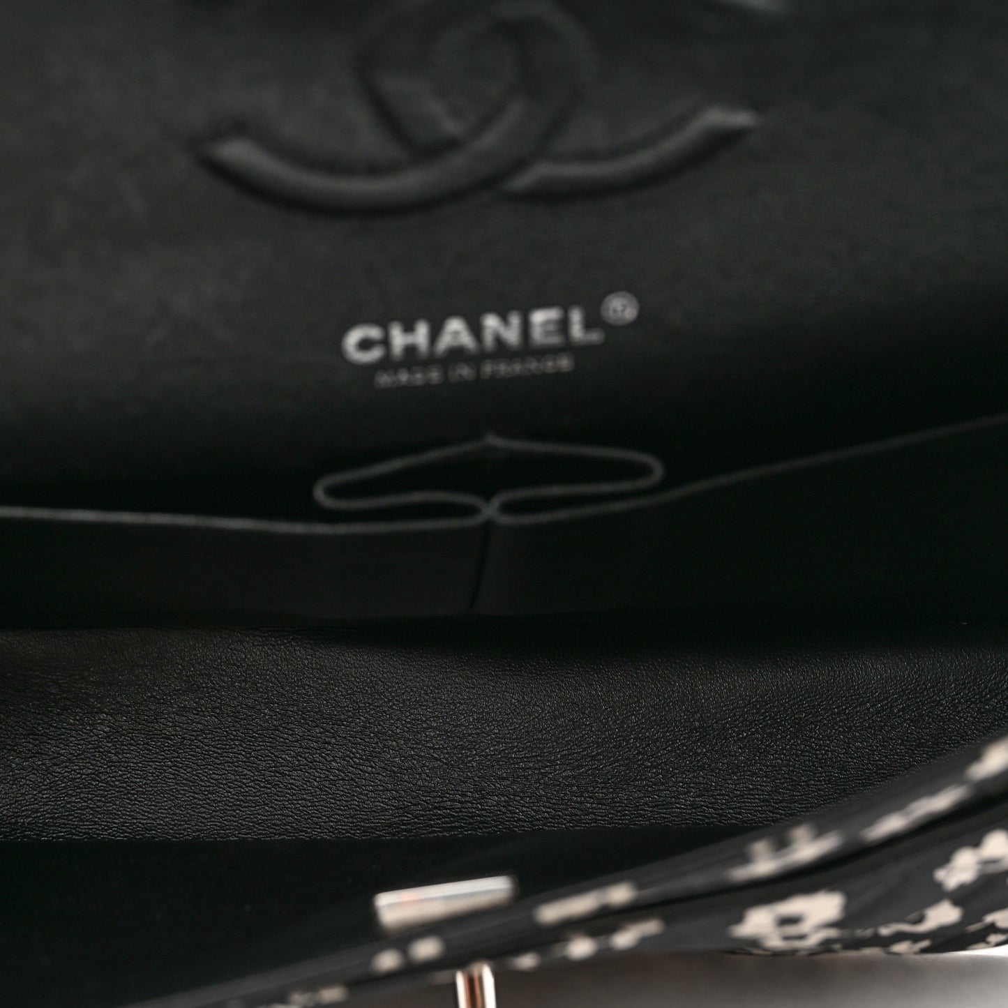 Canvas Floral Printed Quilted Medium Double Flap Black White