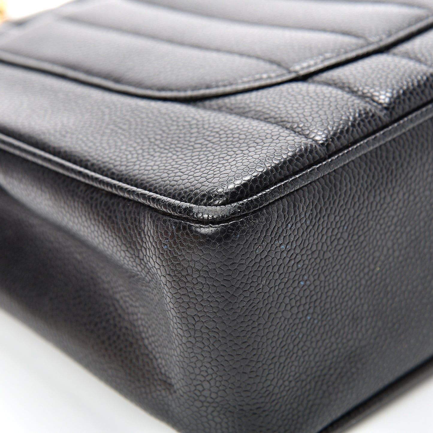 Caviar Vertical Quilted Jumbo Single Flap Black