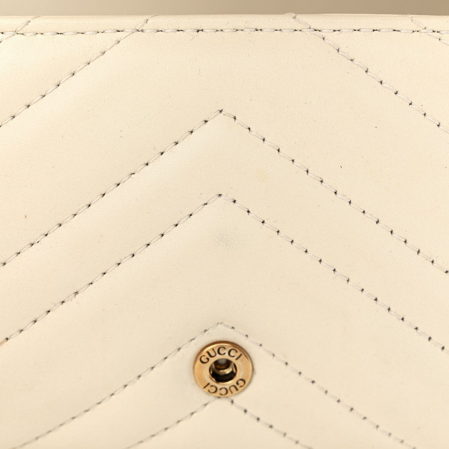 Calfskin Matelasse Super Mini GG Marmont Shoulder Bag White