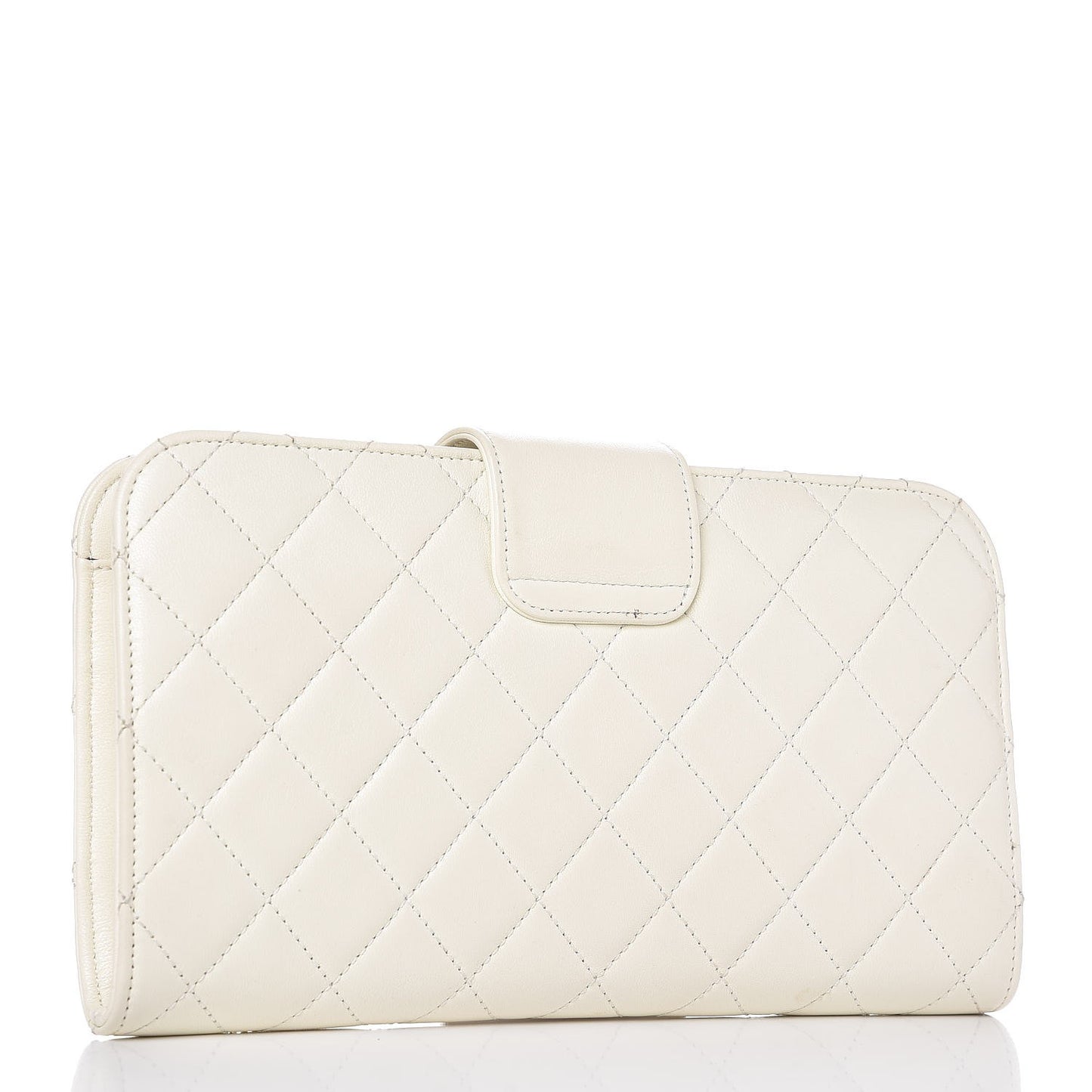 Sheepskin Quilted Beauty Lock Clutch White