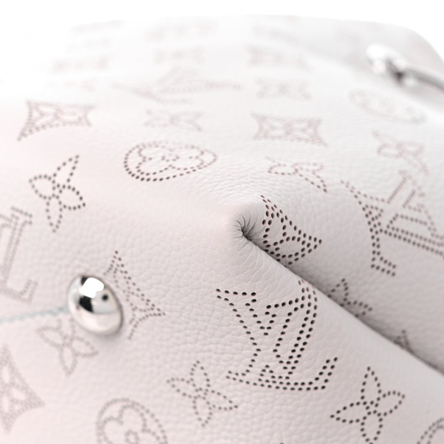 Louis Vuitton Mahina Bella Brume 10 of 13
