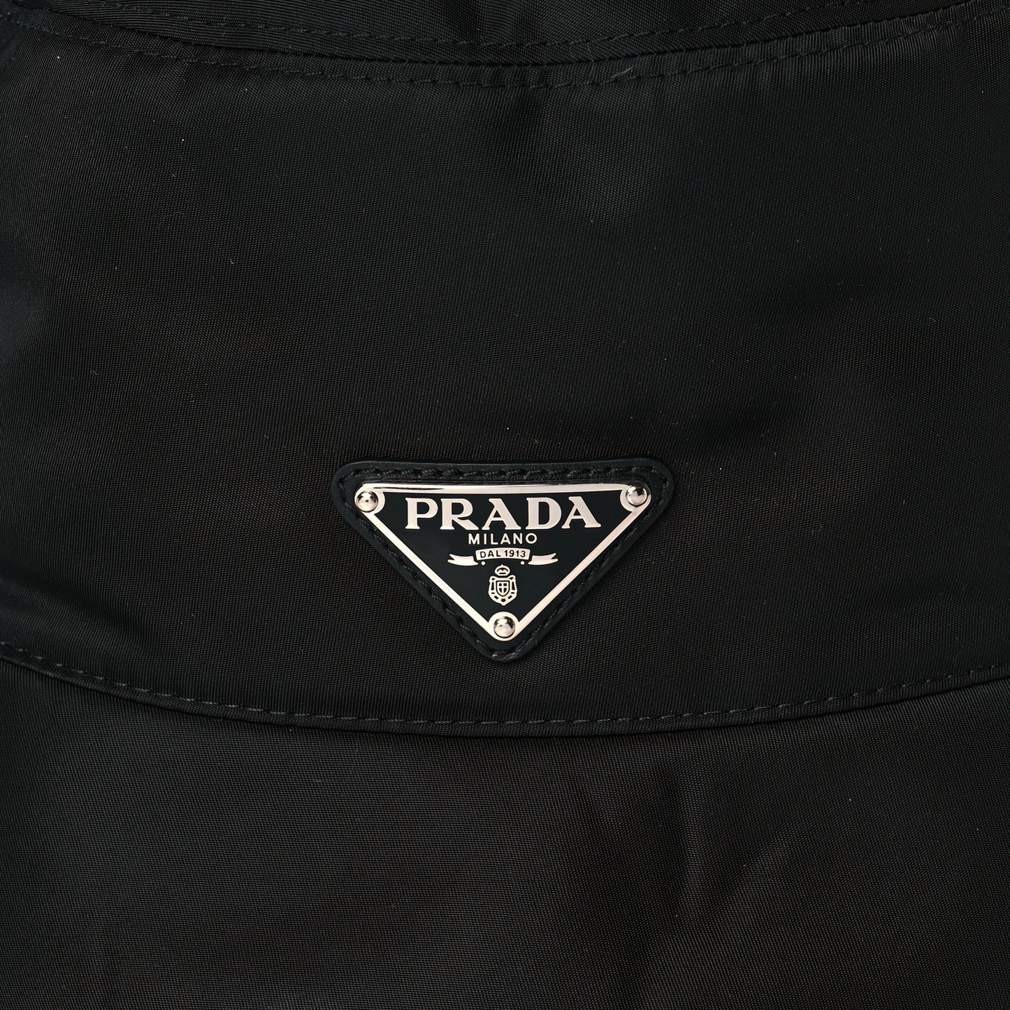 Re-Nylon Faux Fur Metal Triangle Logo Womens Bucket Hat M Black Alabastro