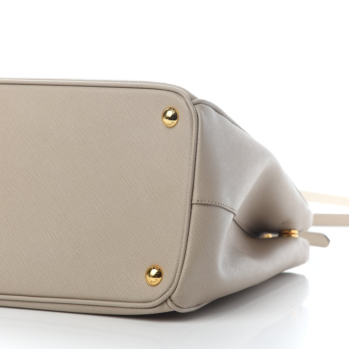 Saffiano Medium Galleria Double Zip Tote Pomice