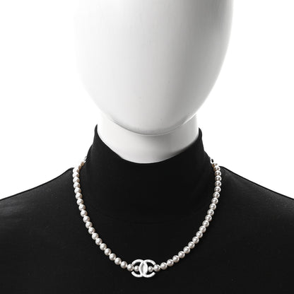 Chanel Pearl Resin CC Choker Necklace Pearly White Silver 2 of 6