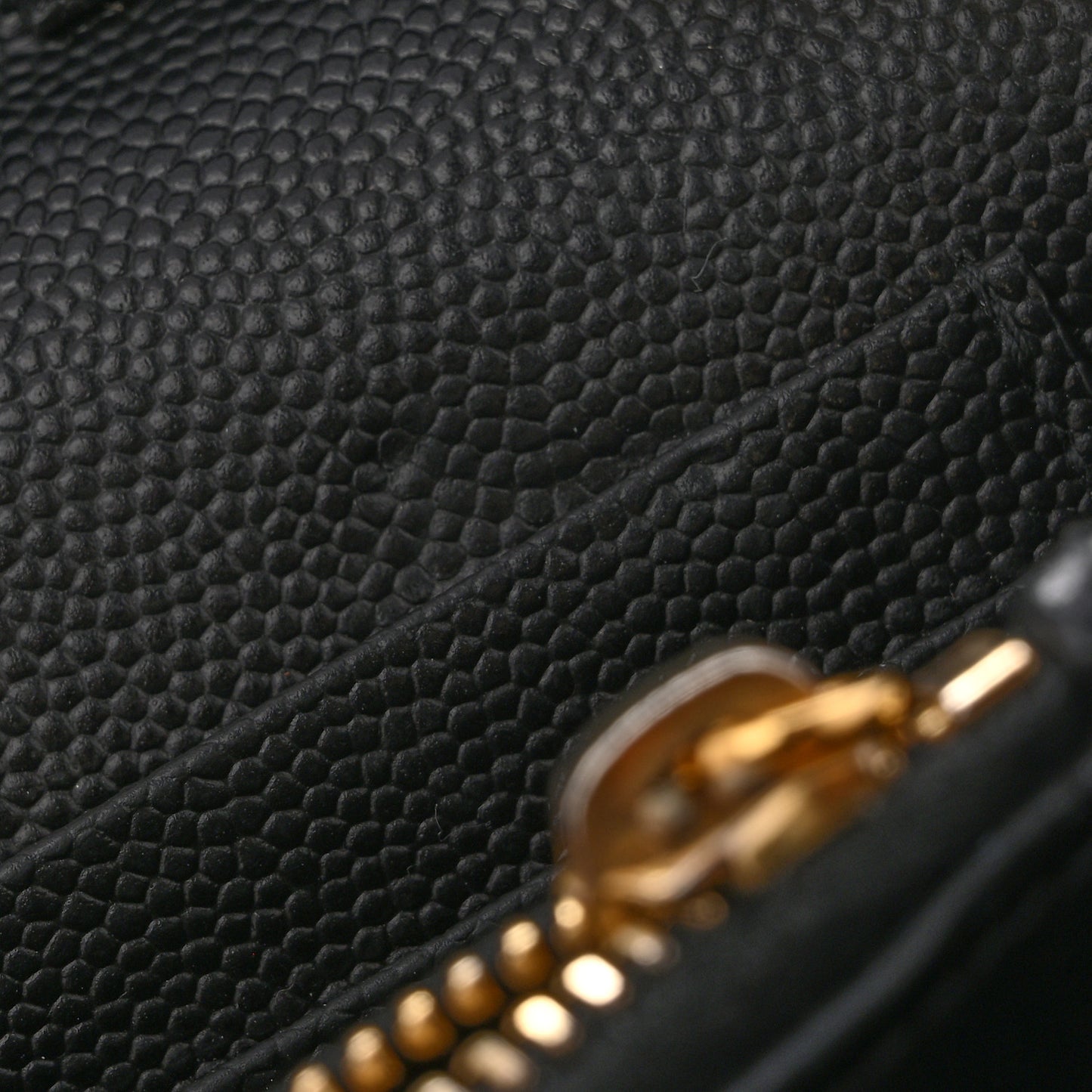 Grain De Poudre Matelasse Chevron Monogram Chain Wallet Black