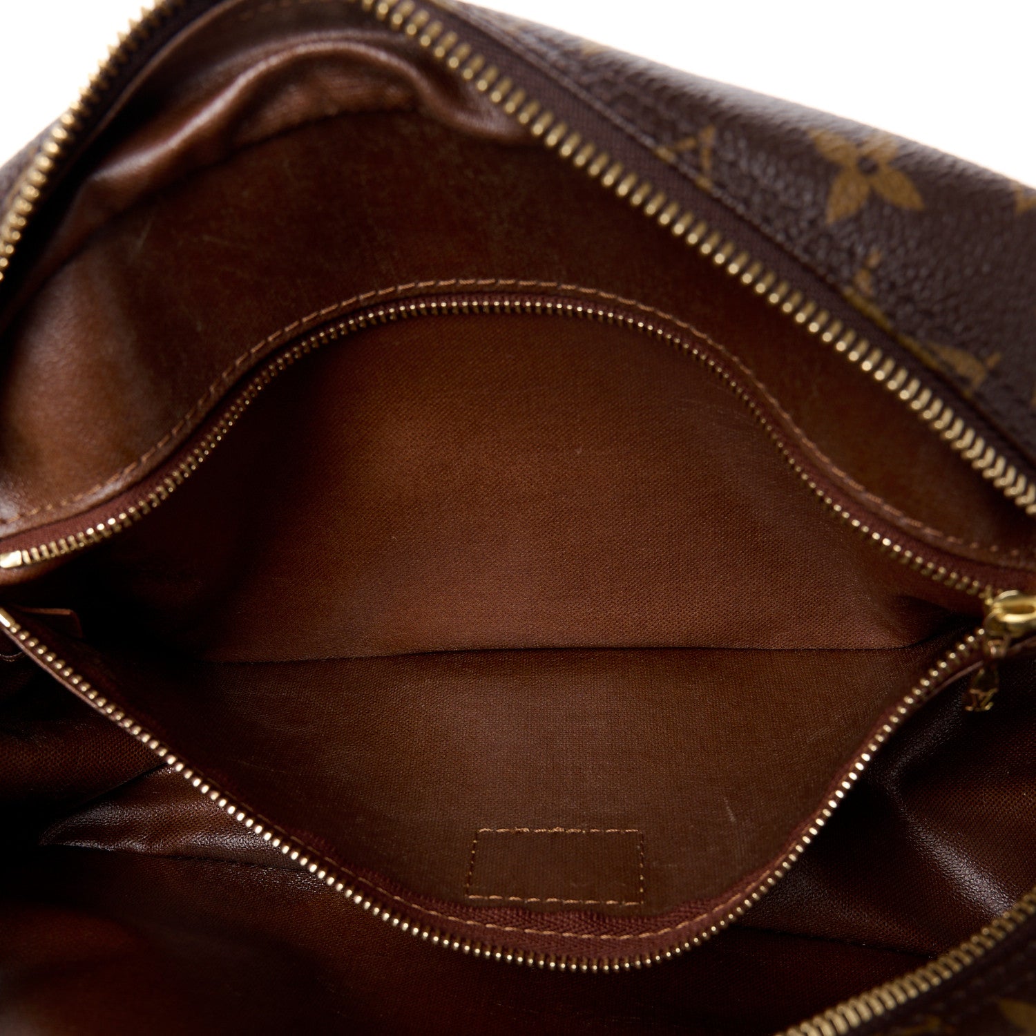 Louis Vuitton Monogram Toiletry Bag 25 6 of 11