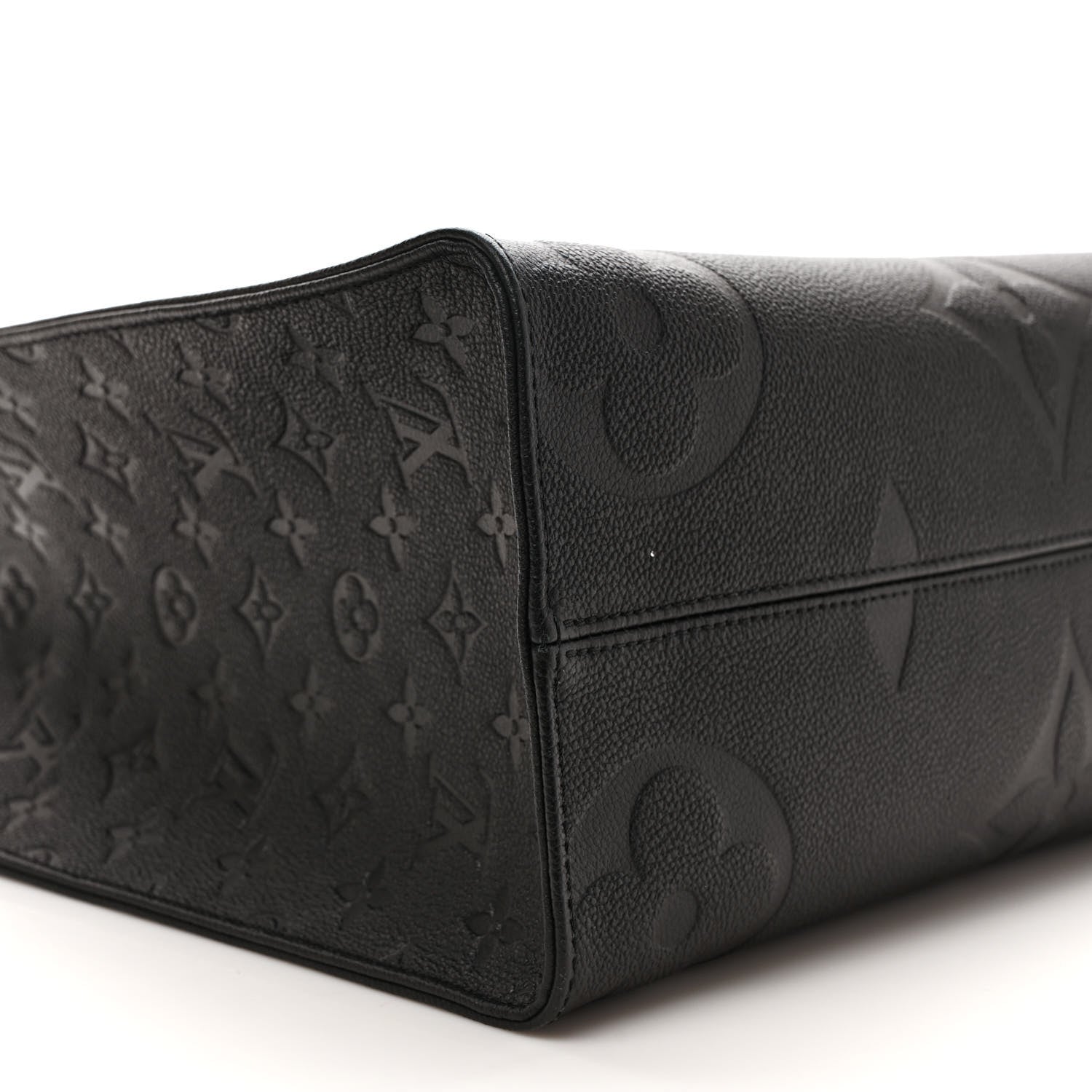 Louis Vuitton Empreinte Monogram Giant Onthego MM Black 7 of 8