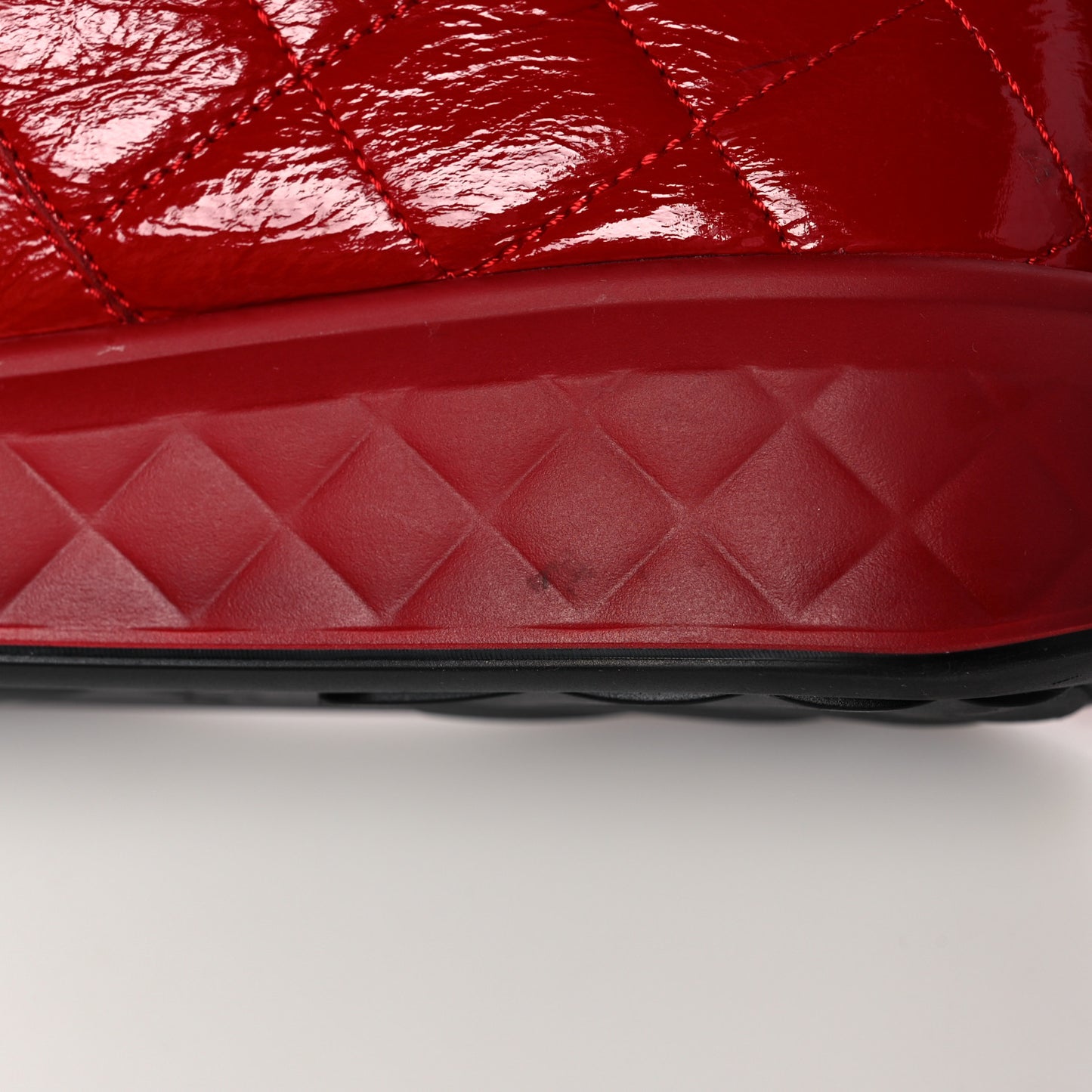 Patent Calfskin Quilted Womens High Top Sneakers 39 Red