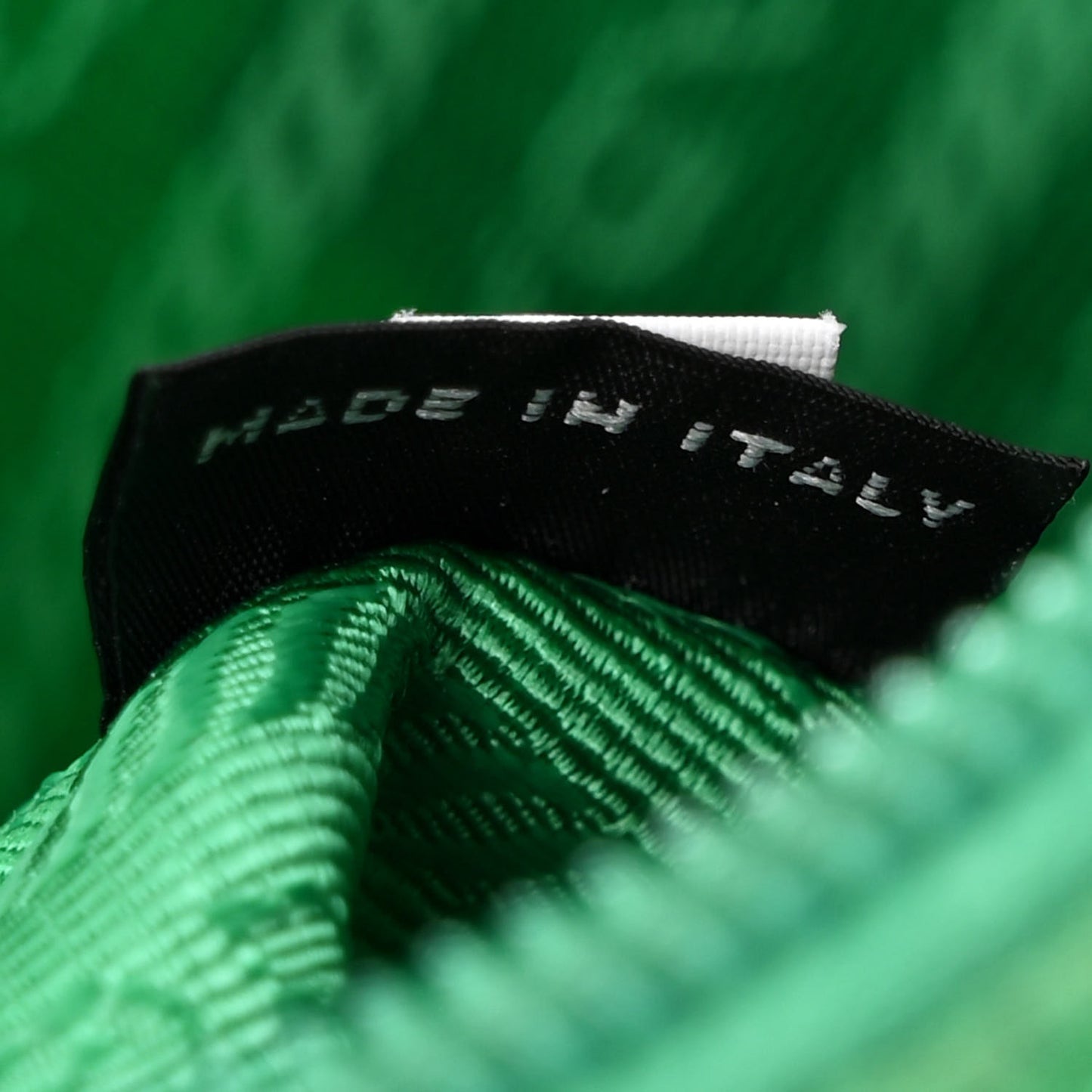 Tessuto Nylon Mini Re-Edition 2000 Bag Menta