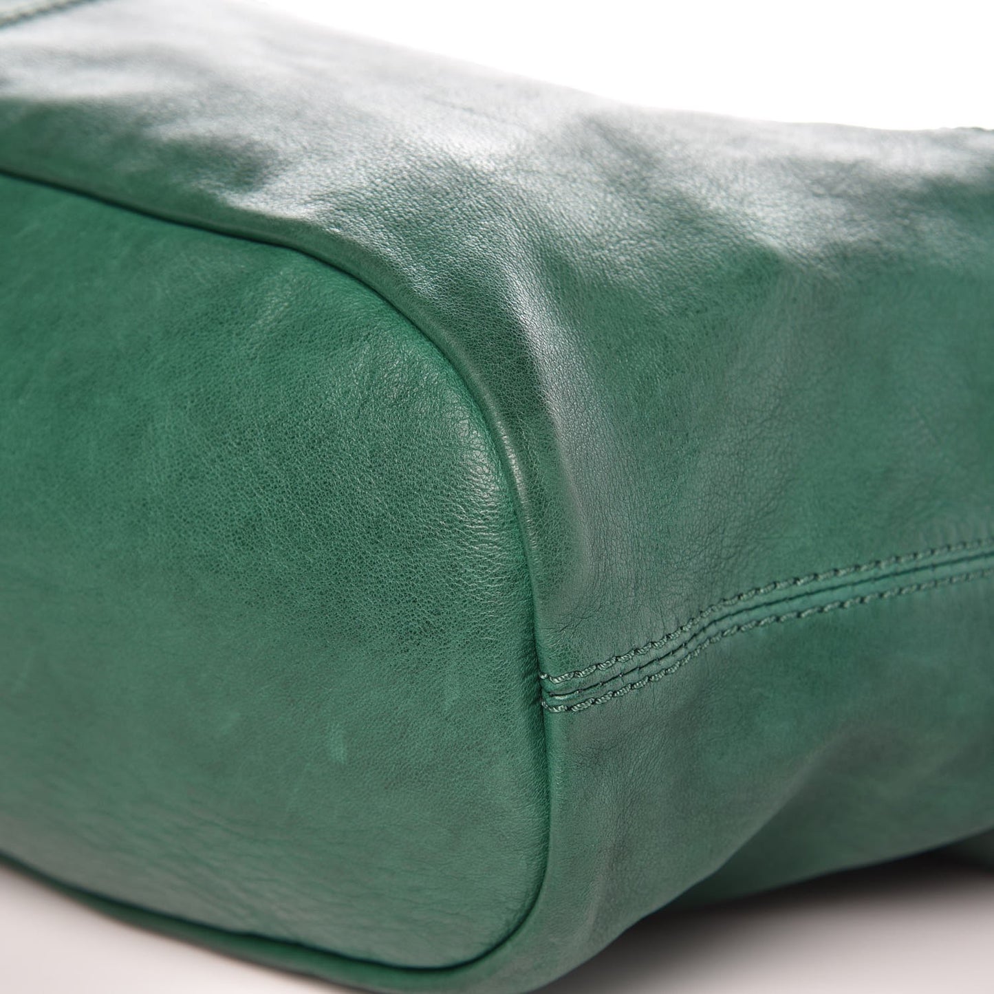 Lambskin Medium Nightingale Emerald