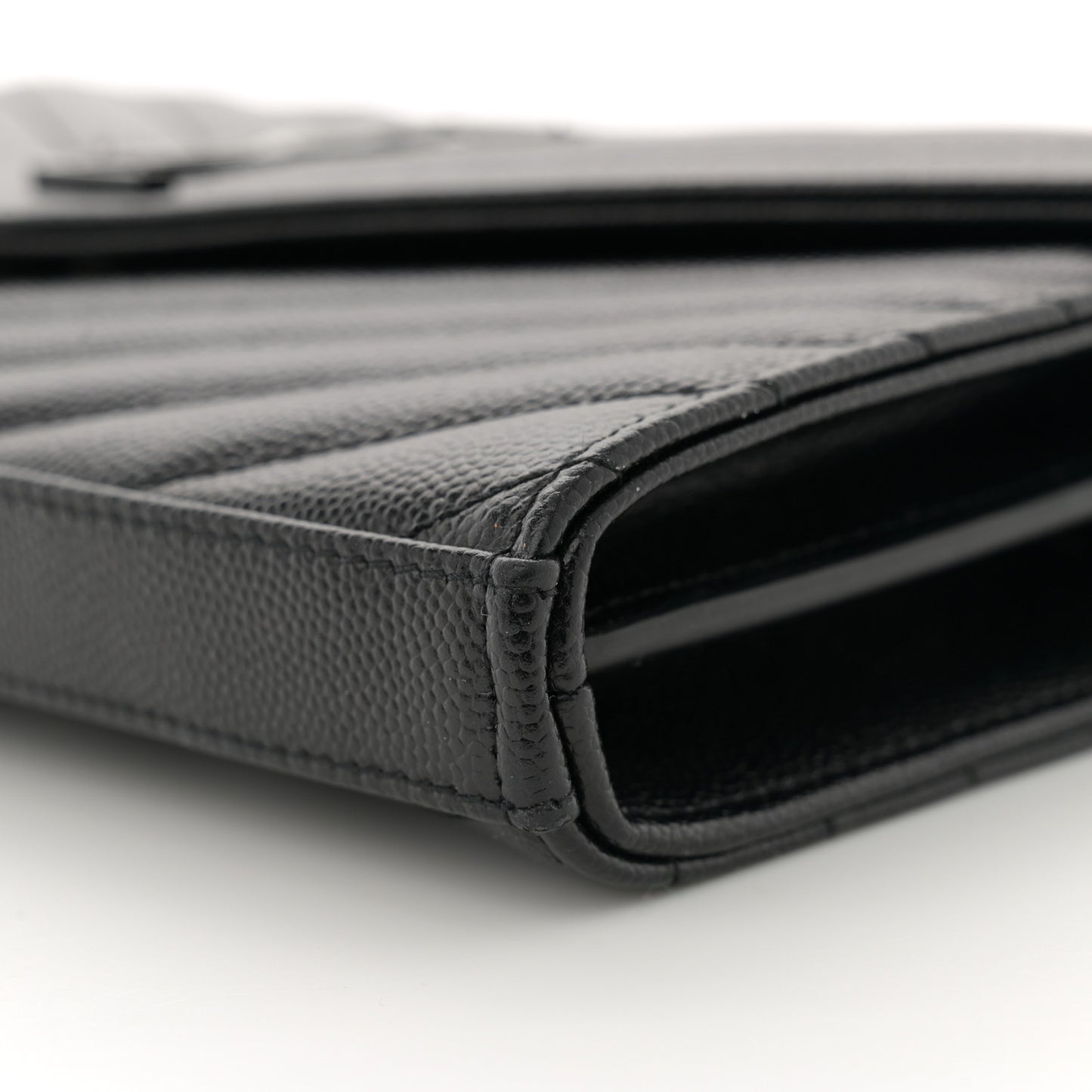 Grain De Poudre Matelasse Chevron Monogram Monochrome Chain Wallet Black