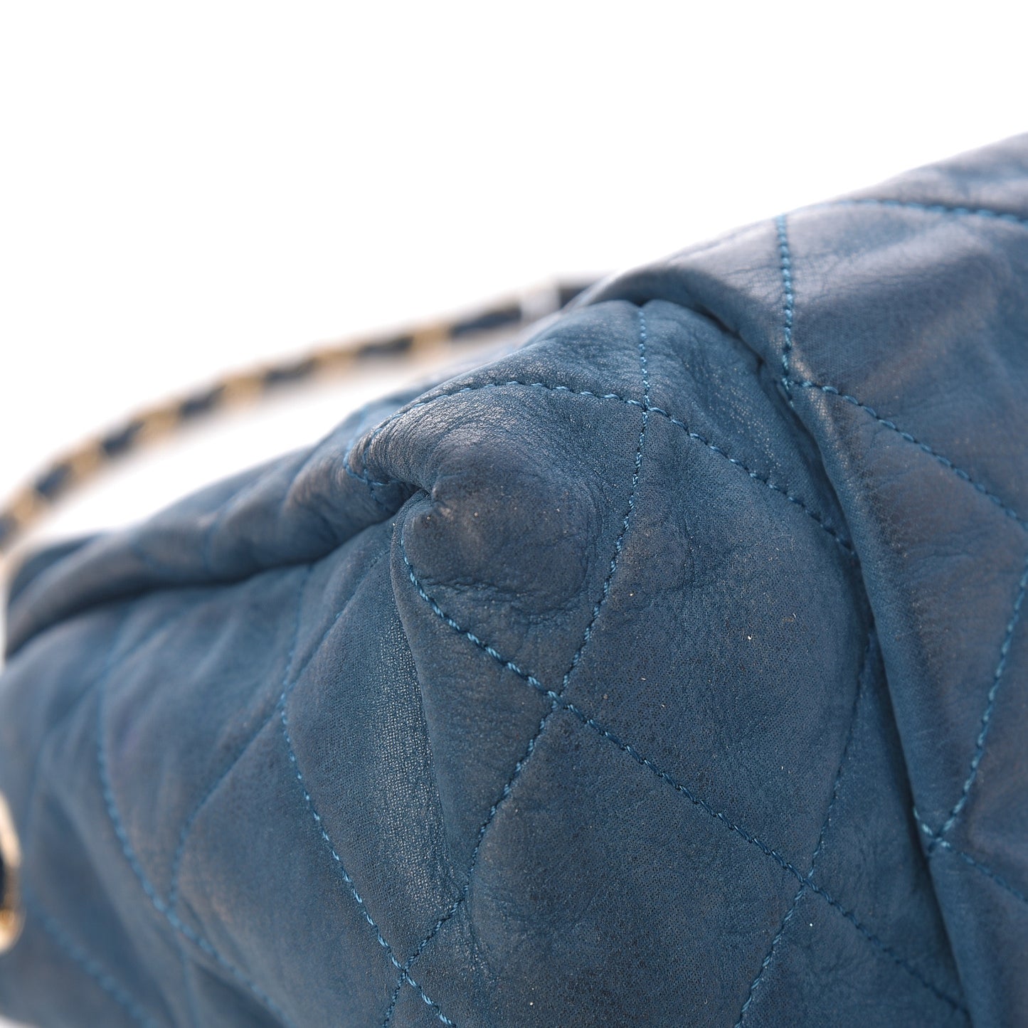 Iridescent Calfskin Large Chic Quilt Flap Dark Blue
