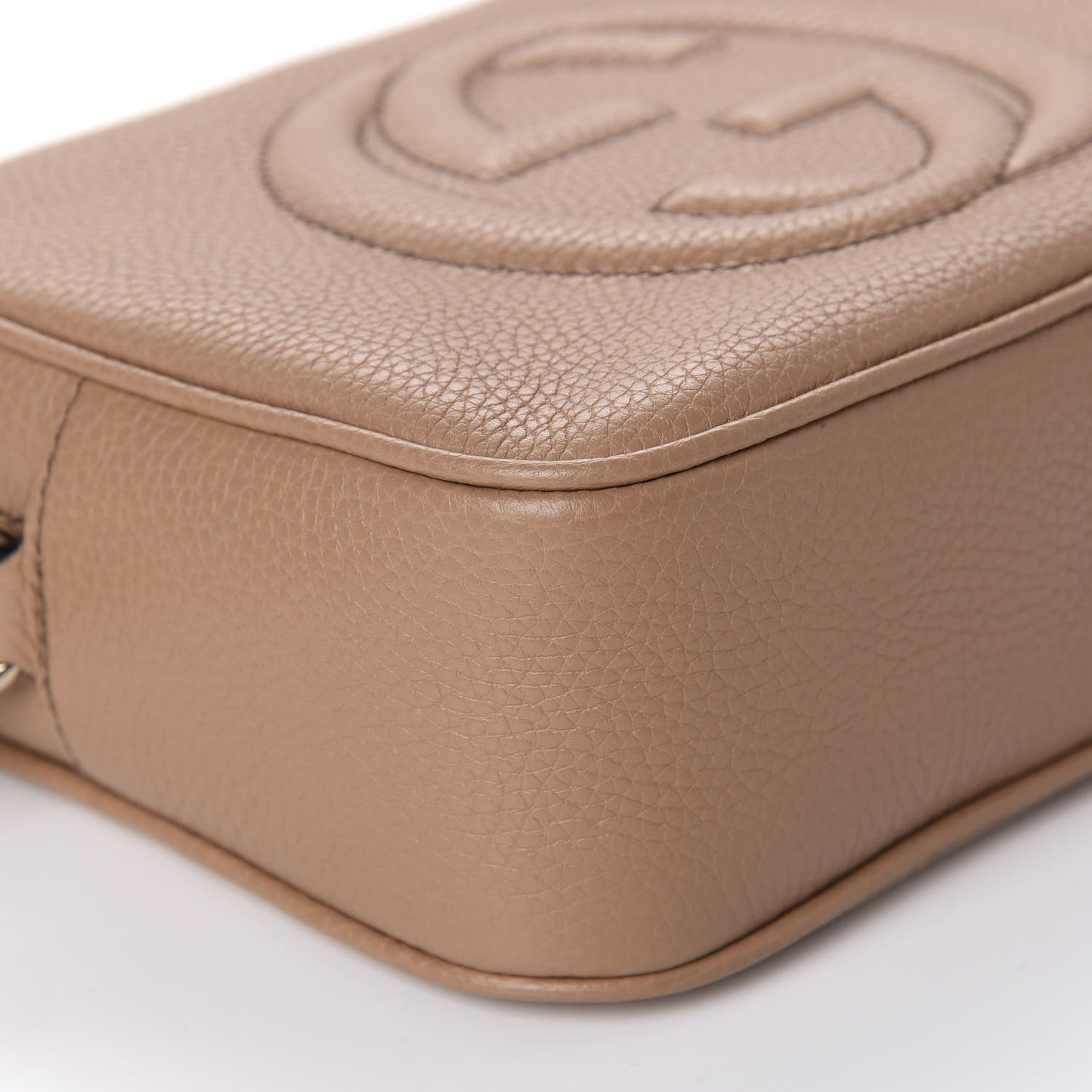 Pebbled Calfskin Small Soho Disco Bag Camelia
