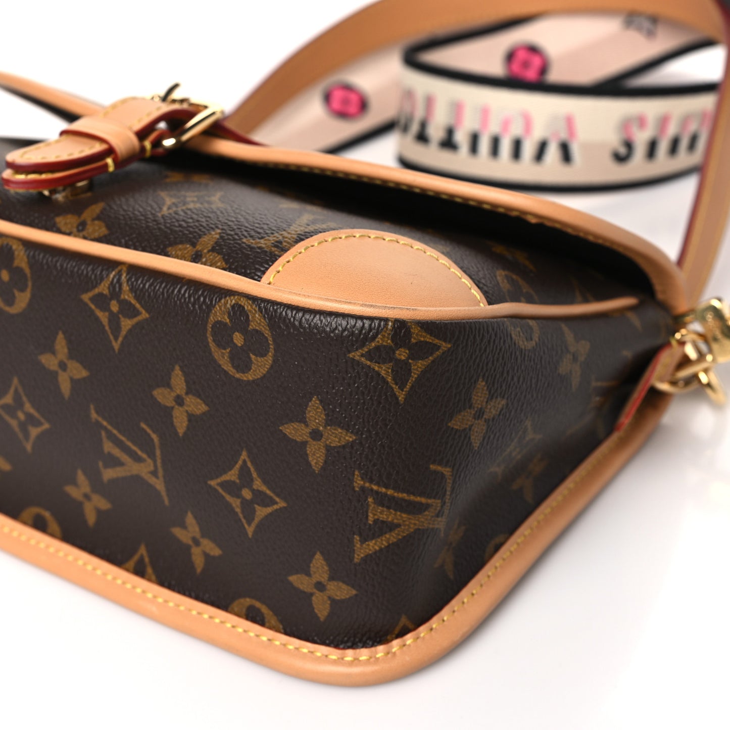 Monogram Diane Black