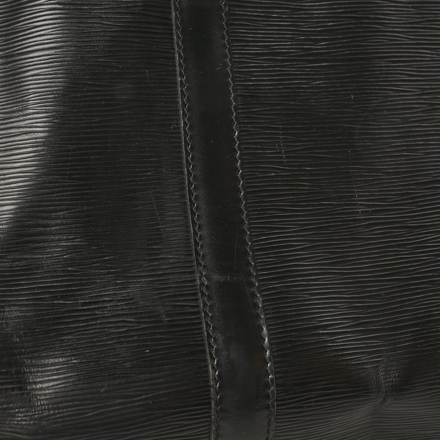 Louis Vuitton Epi Keepall 50 Black 13 of 15