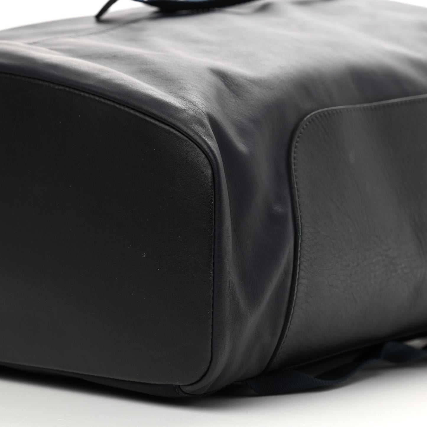 Calfskin Nylon V Line Pulse Backpack Navy Black