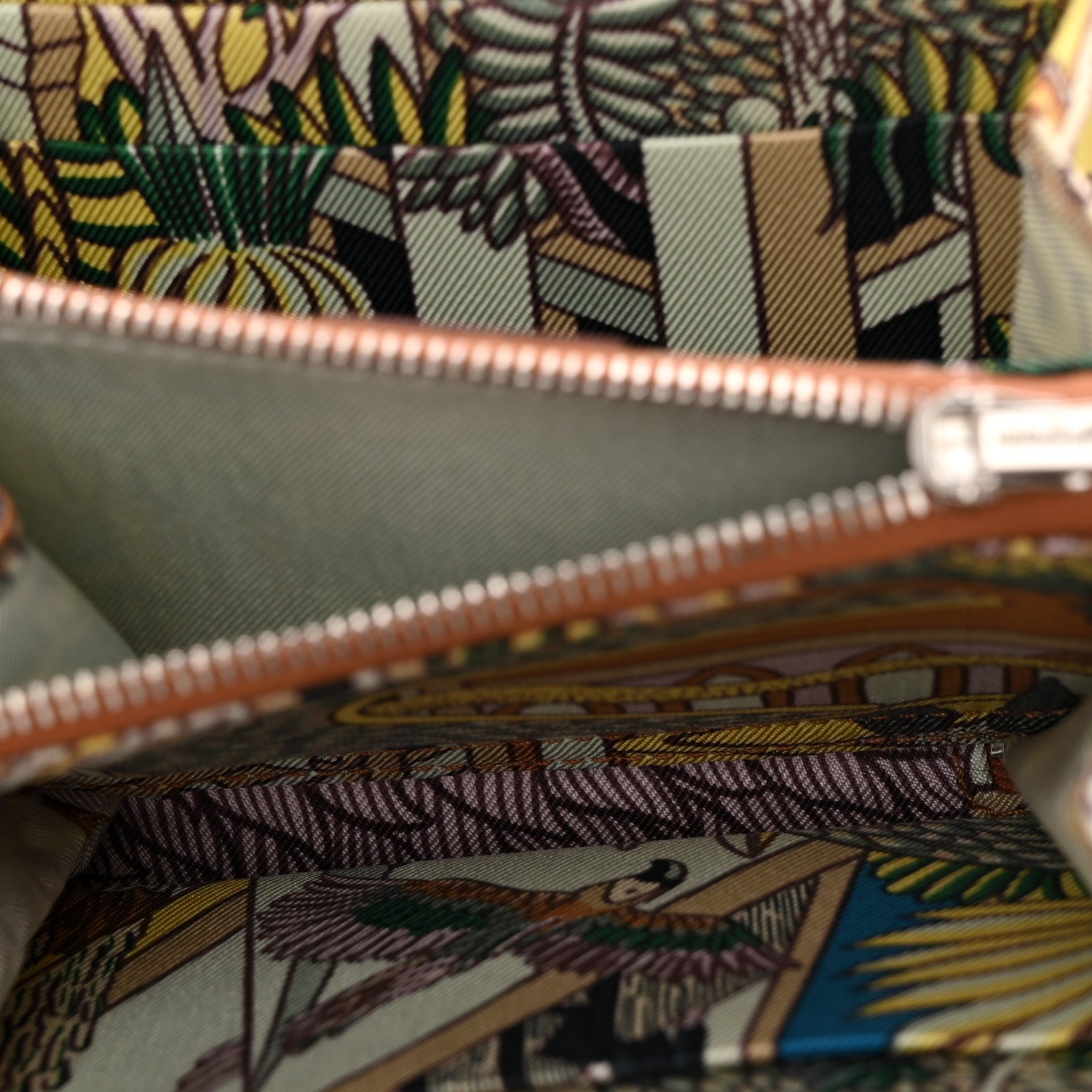 Hermes Evercolor Barenia Silk'In Compact Wallet Gold 5 of 9