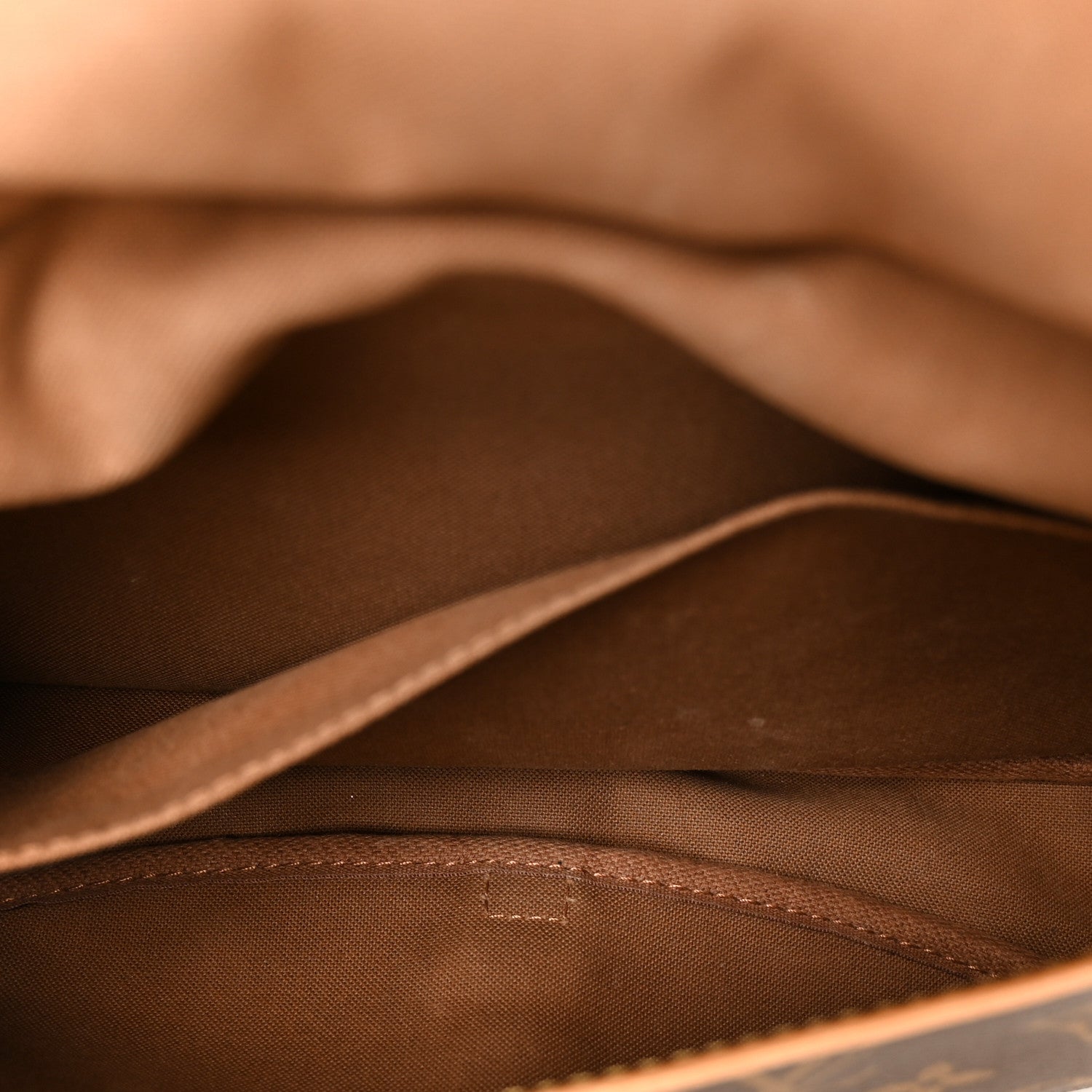 Louis Vuitton Monogram Saumur 30 5 of 11