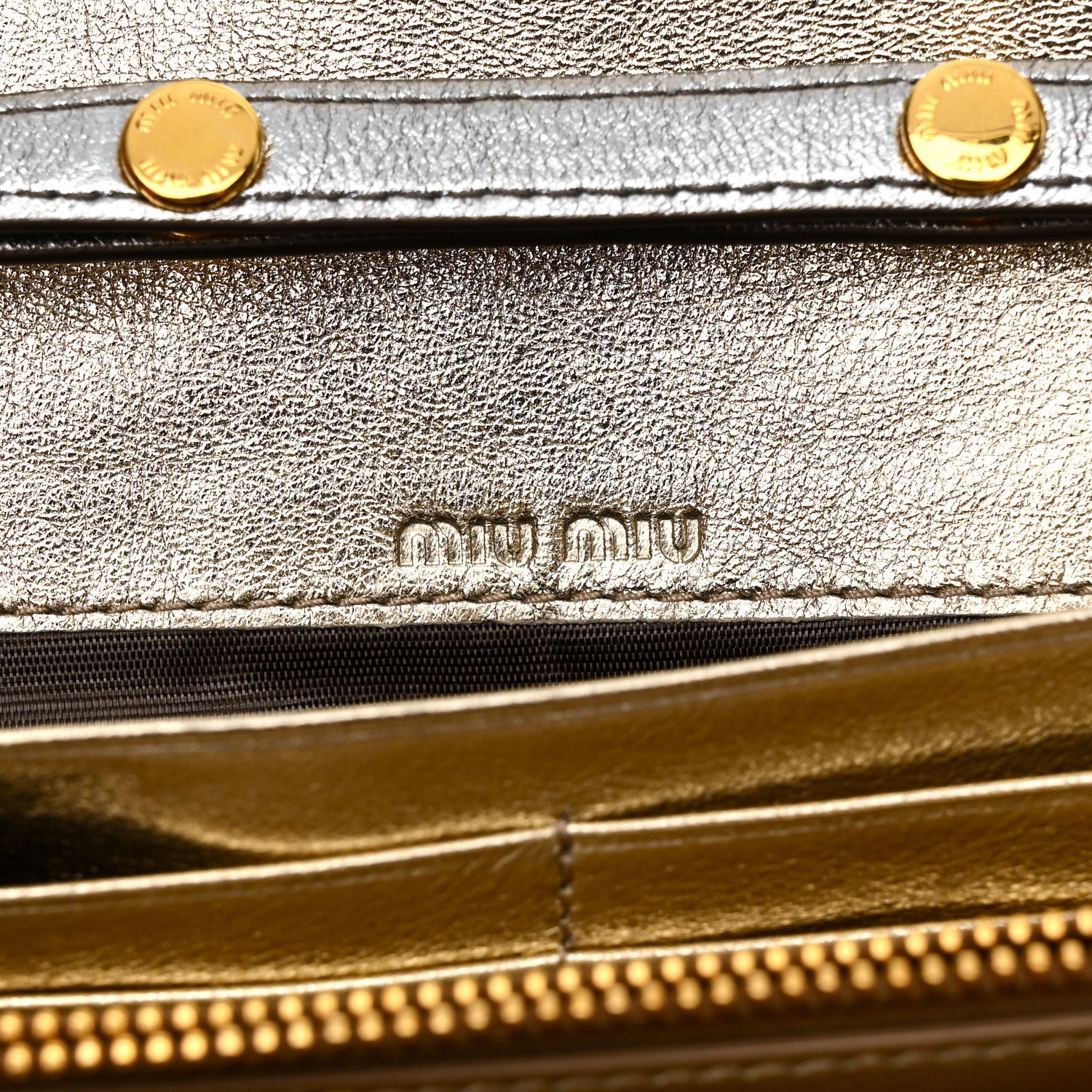 Miu Miu Metallic Nappa Matelasse Wallet On Chain Silver 6 of 10