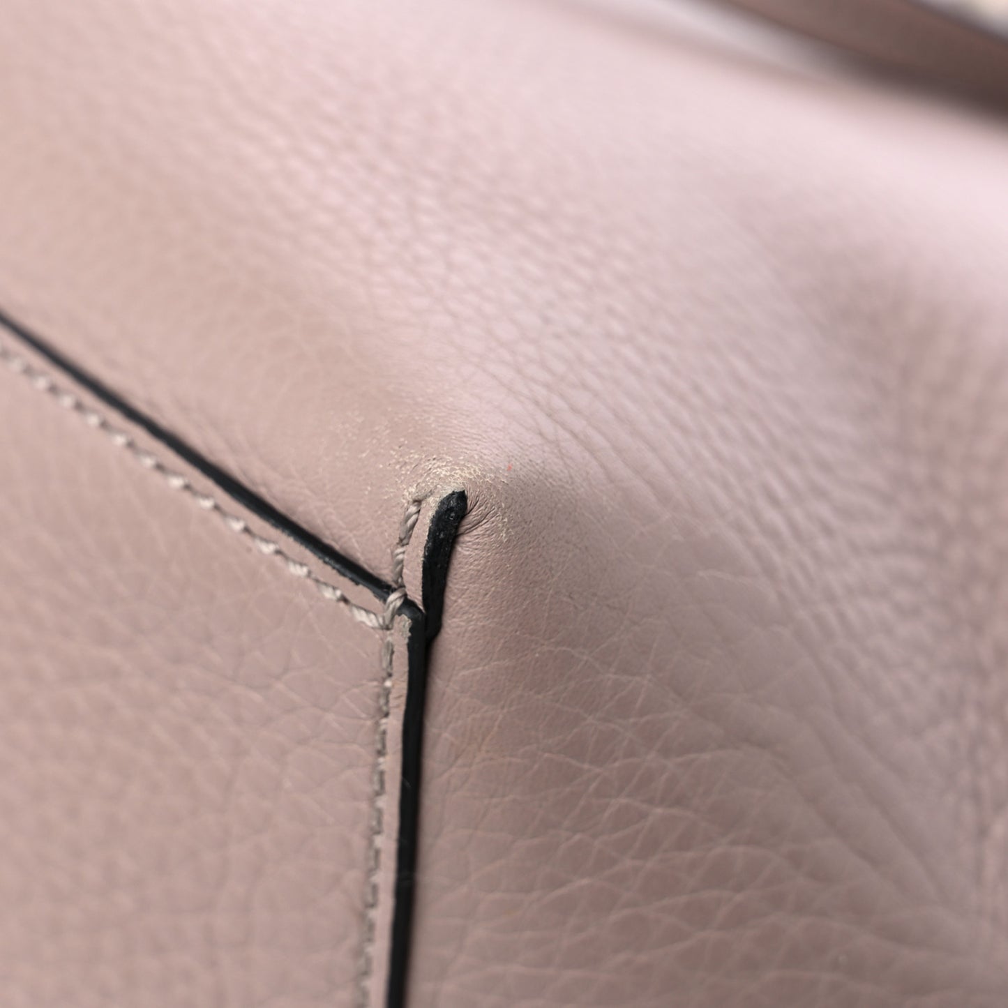 Grained Calfskin Rockstud Shoulder Tote Poudre