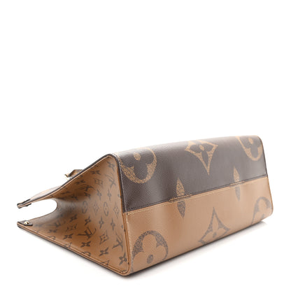 Louis Vuitton Reverse Monogram Giant Onthego MM 4 of 9
