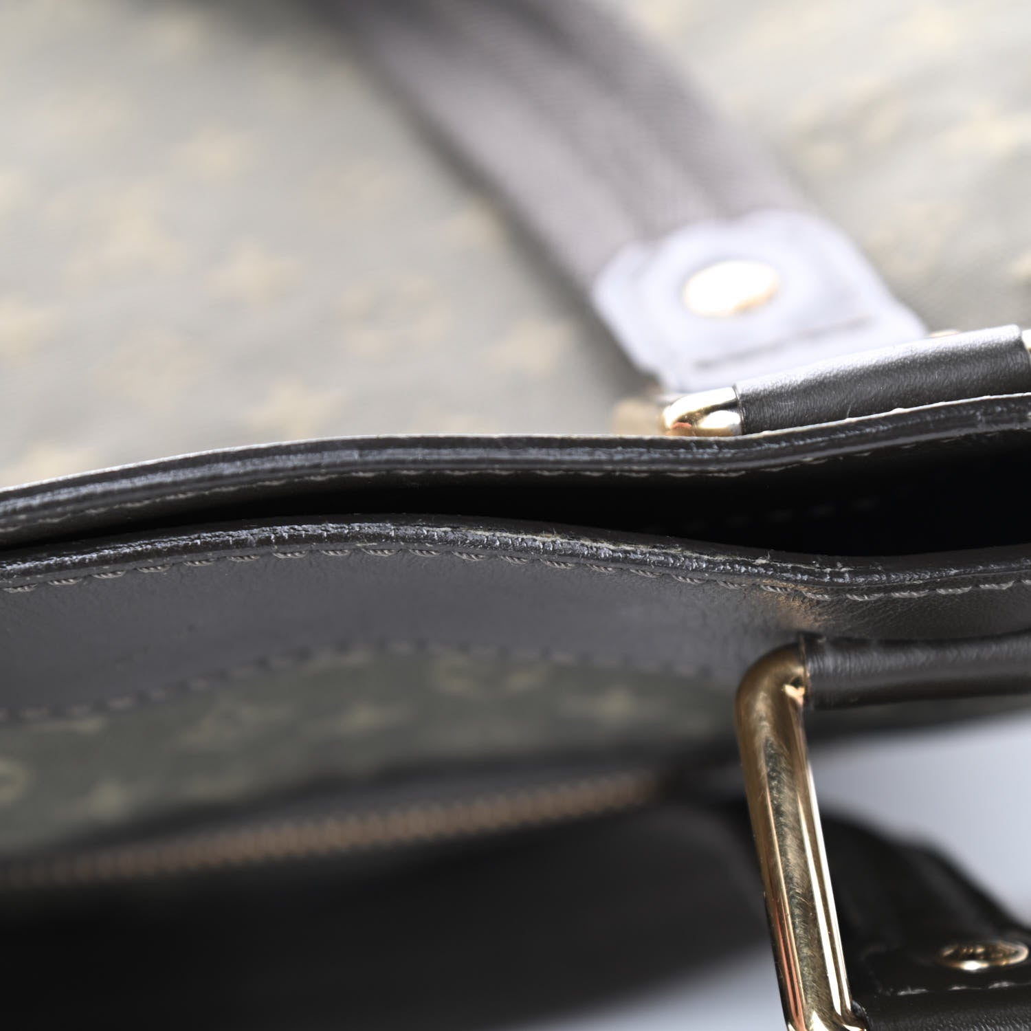 Louis Vuitton Mini Monogram Lucille GM Kaki 11 of 13