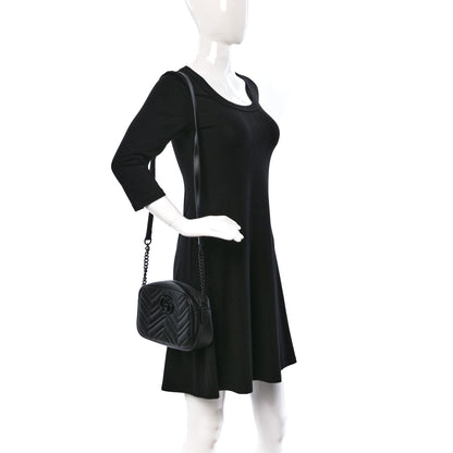 Gucci Calfskin Matelasse Monochrome Small GG Marmont Chain Shoulder Bag Black 2 of 9