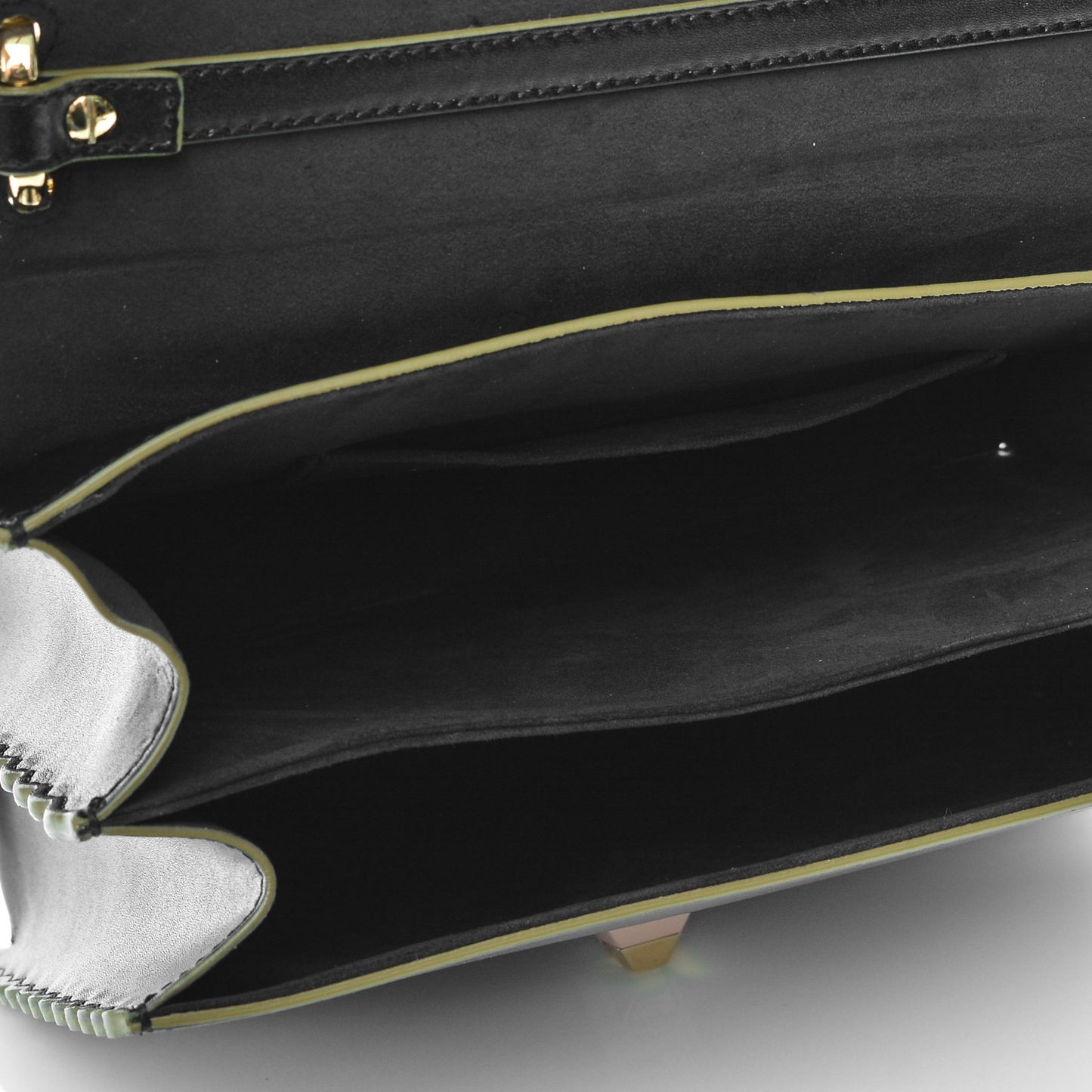 Vitello Liberty Scalloped Studded Kan I Shoulder Bag Black