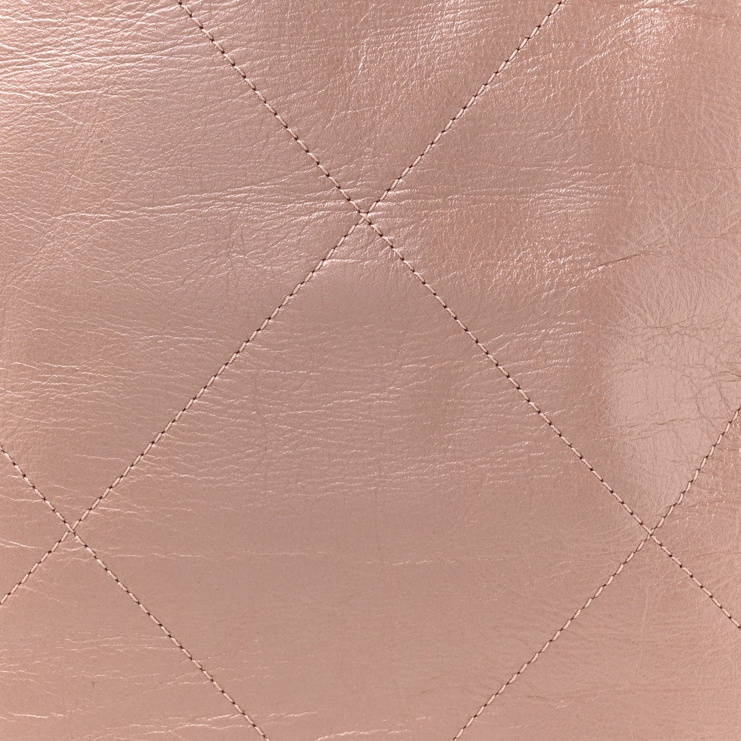 Metallic Calfskin Quilted Chanel 22 Pink