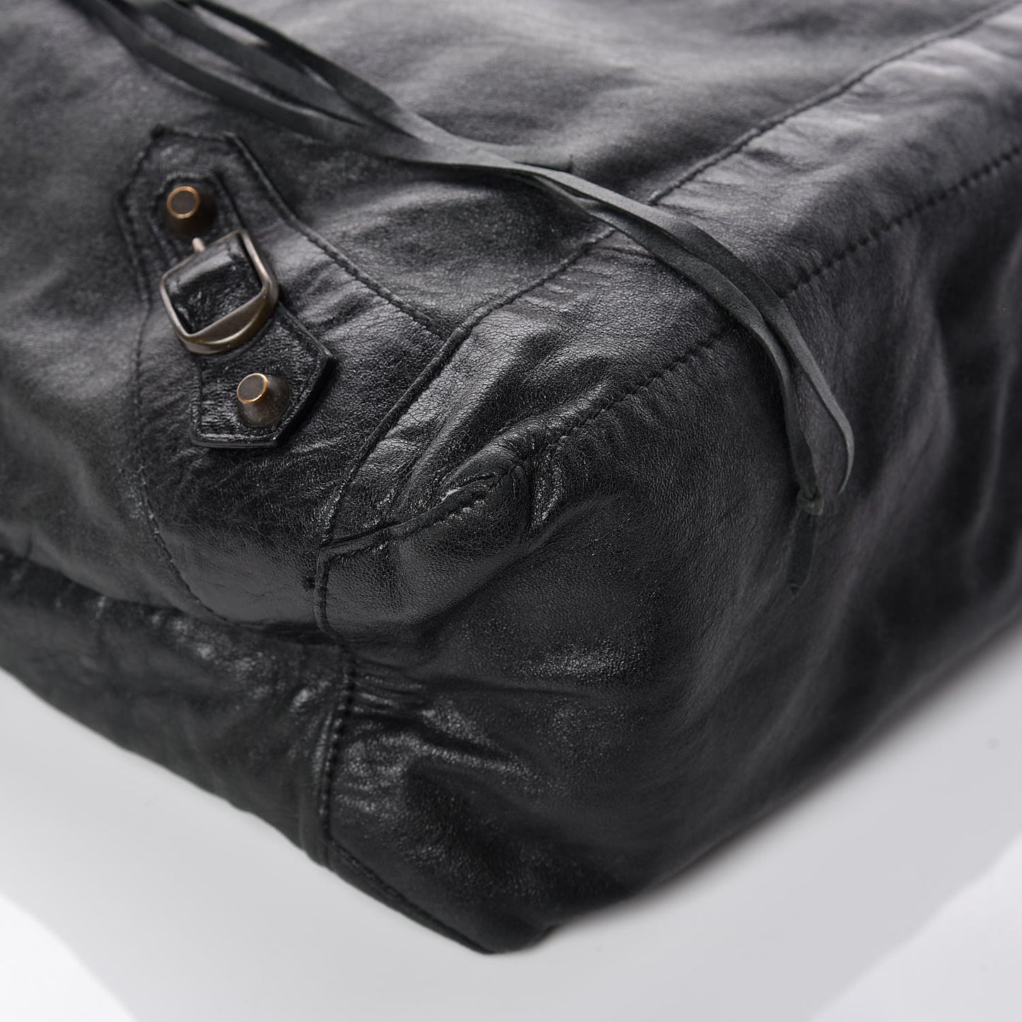 Agneau Classic Hardware Day Hobo Black