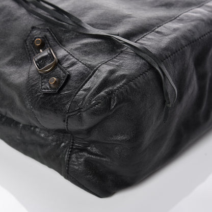 Balenciaga Agneau Classic Hardware Day Hobo Black 15 of 17