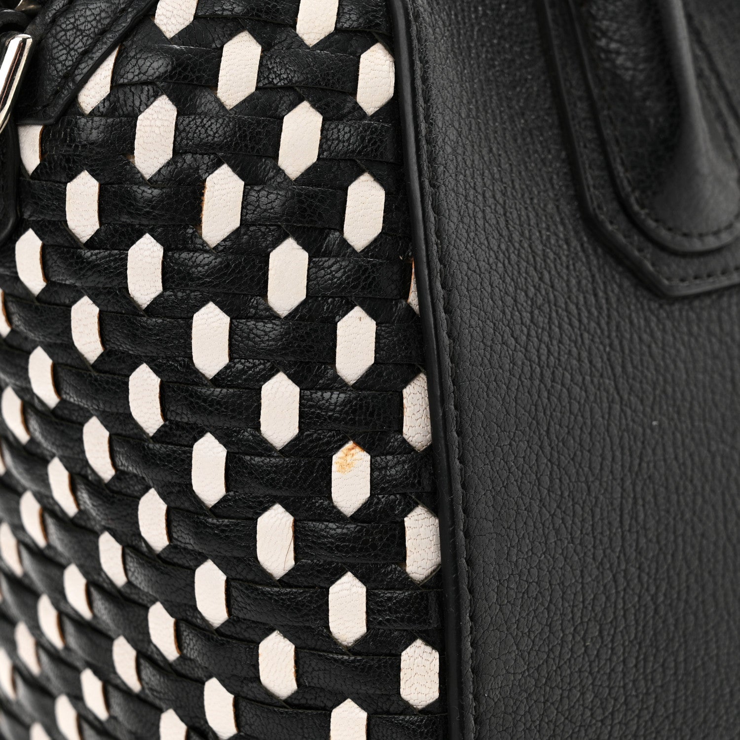 Givenchy Sugar Goatskin Woven Small Antigona Black White 11 of 15