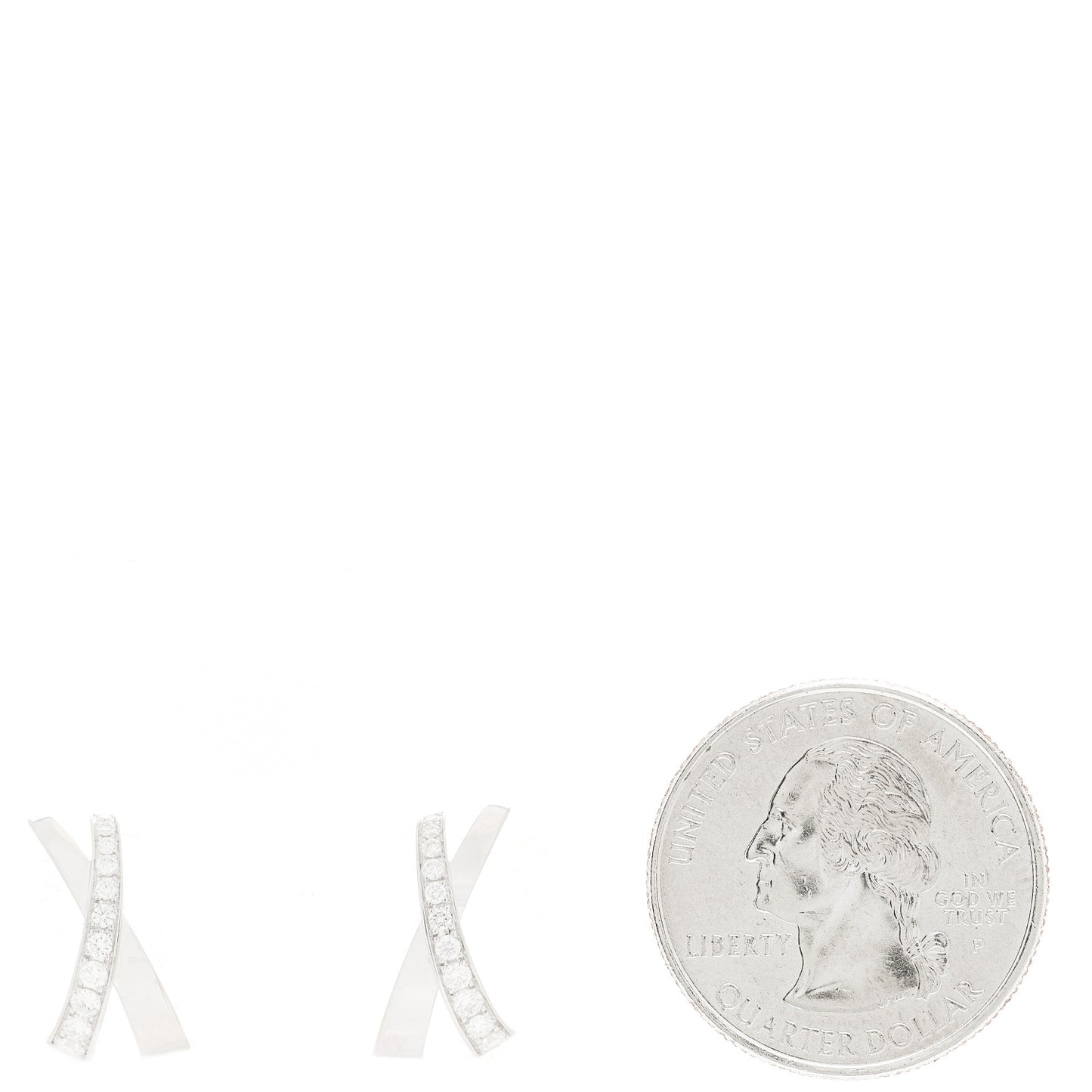 18K White Gold Diamond Kiss Stud Earrings