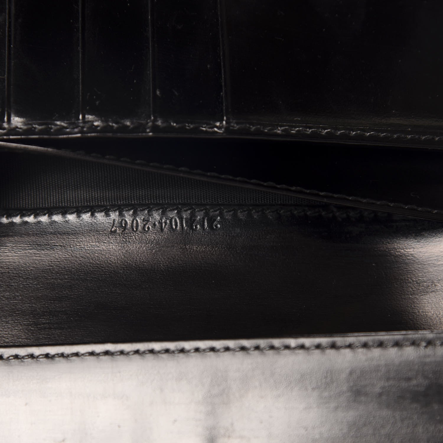 Gucci Imprime Monogram GG Pierce Continental Flap Wallet Black 7 of 7