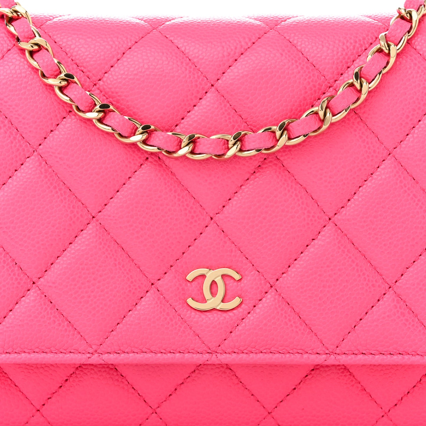 Caviar Quilted Wallet on Chain WOC Fuchsia