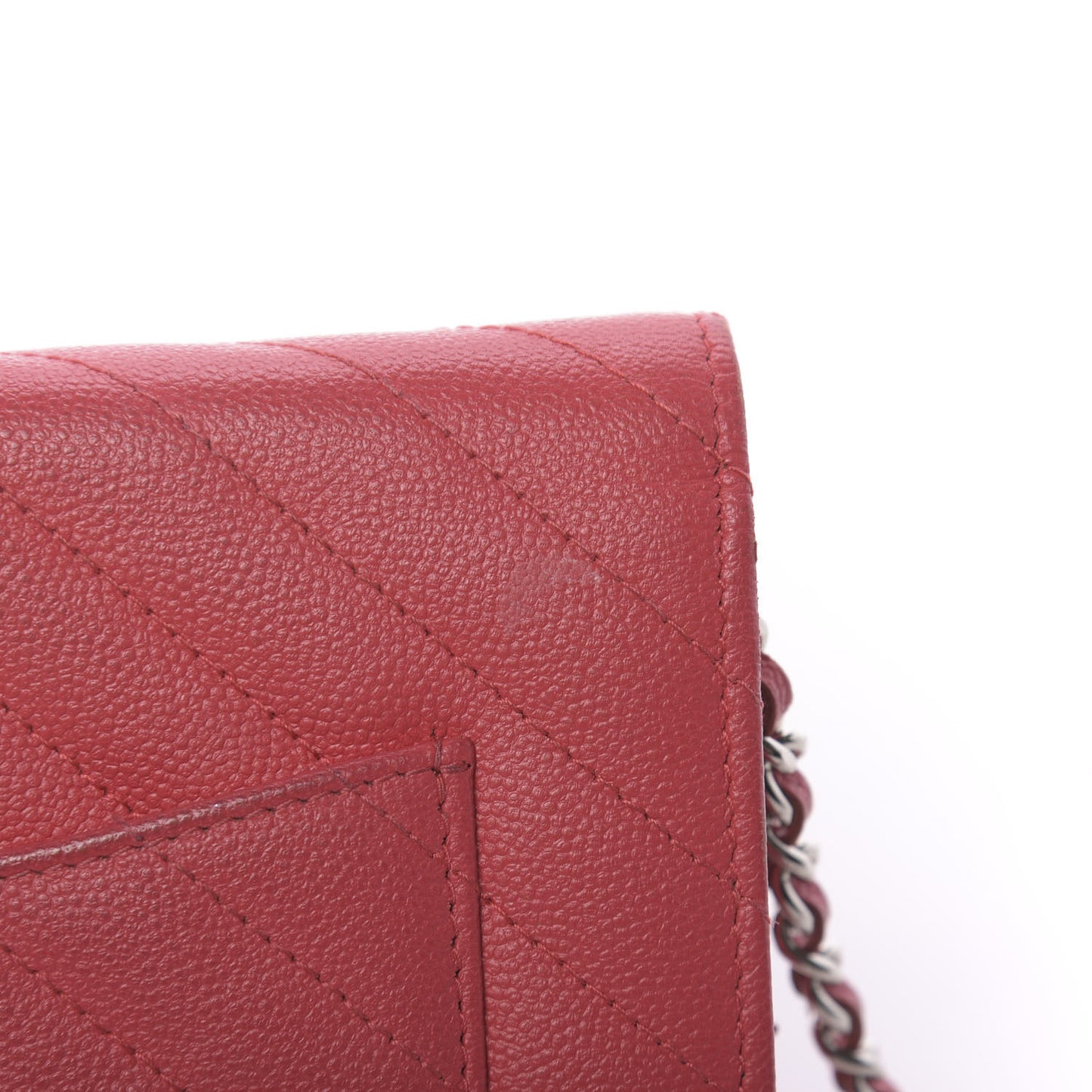 Caviar Chevron Quilted Wallet On Chain WOC Red