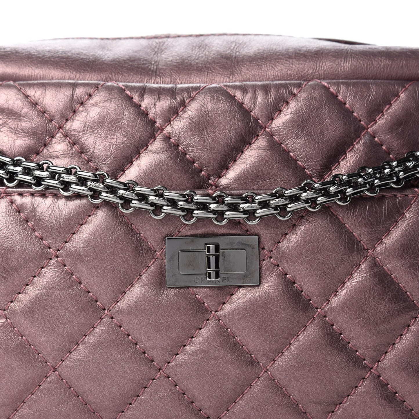 Metallic Aged Calfskin Quilted Medium Reissue Camera Case Pink