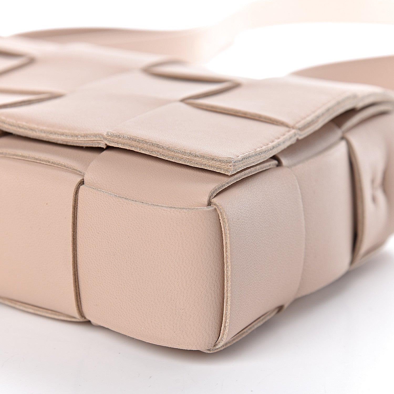 Bottega Veneta Nappa Maxi Intreccio Cassette Bag Nude 10 of 10