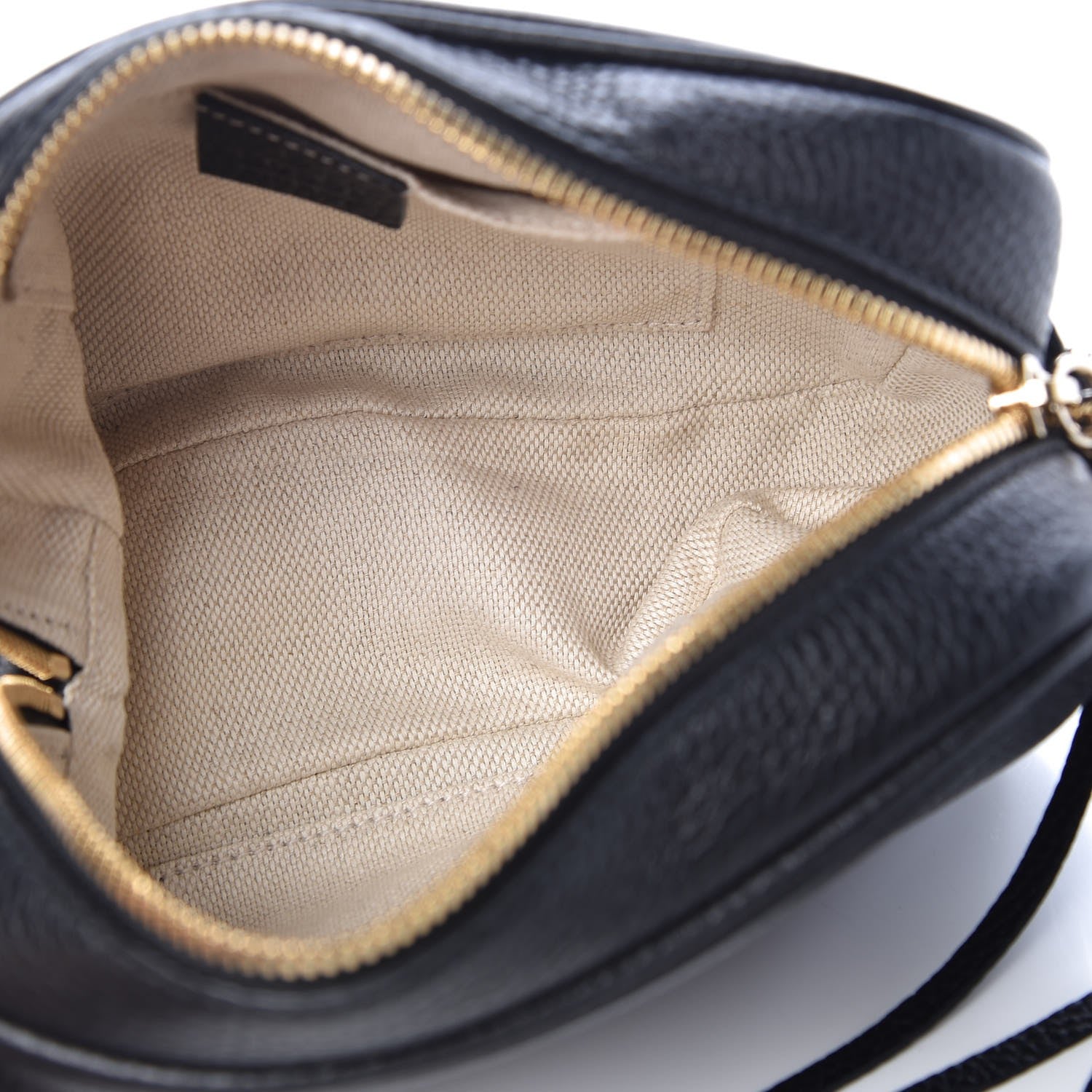 Gucci Pebbled Calfskin Small Soho Disco Bag Black 5 of 8