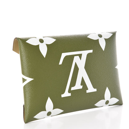 Louis Vuitton Monogram Giant Kirigami Pochette Set 7 of 14