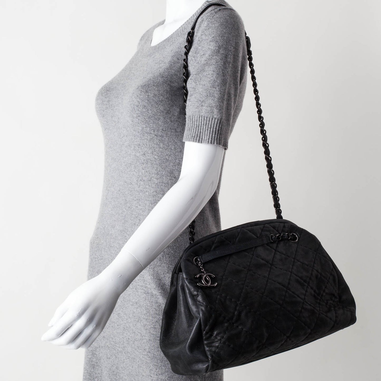 Iridescent Calfskin Large Just Mademoiselle Black