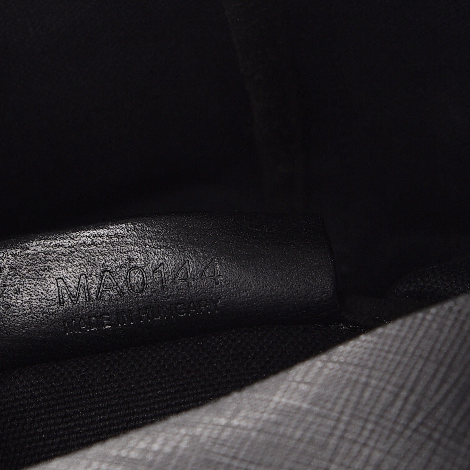 Givenchy Textured Coated Canvas Rottweiler Pint Large Antigona Tote Black 9 of 10