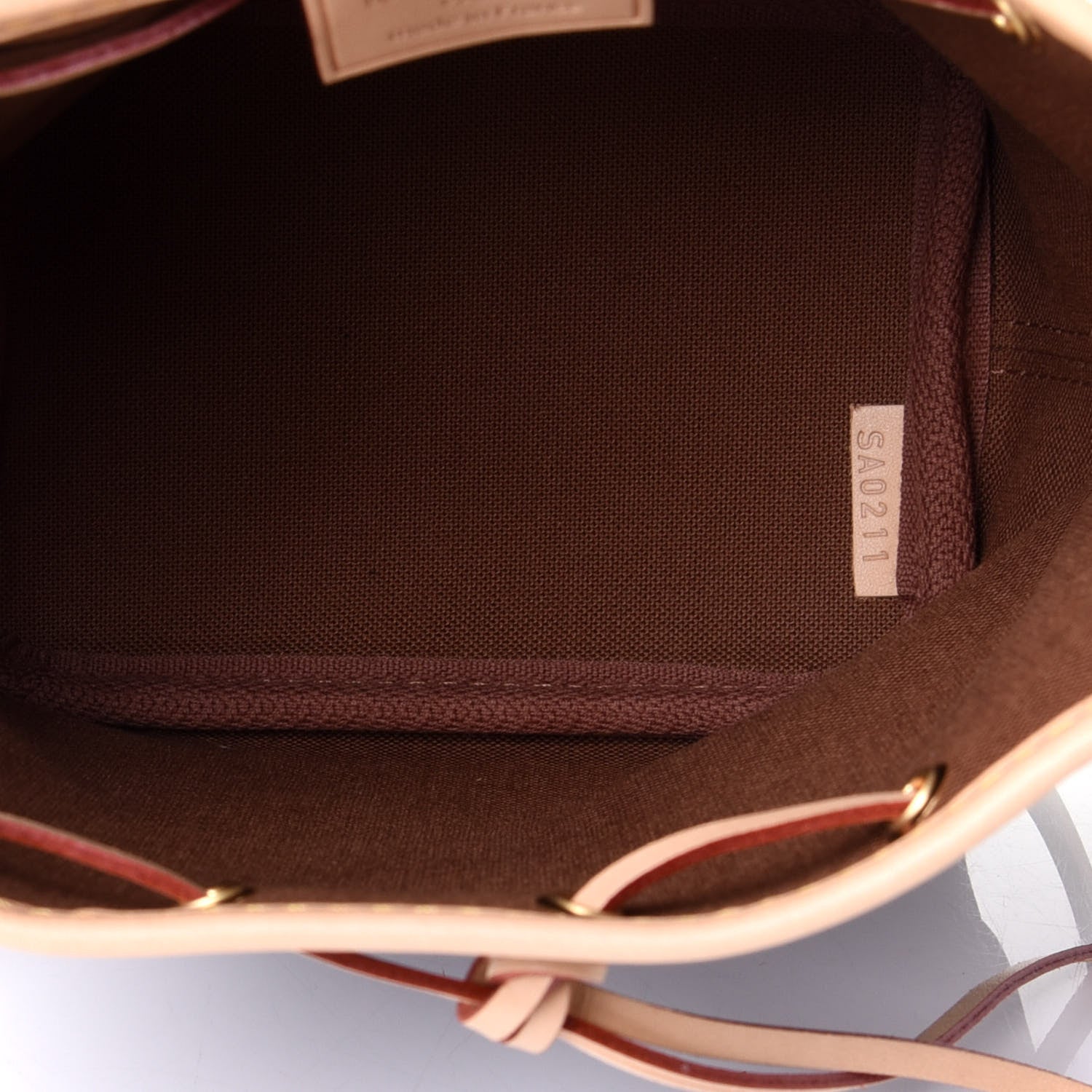 Louis Vuitton Monogram Nano Noe 4 of 4