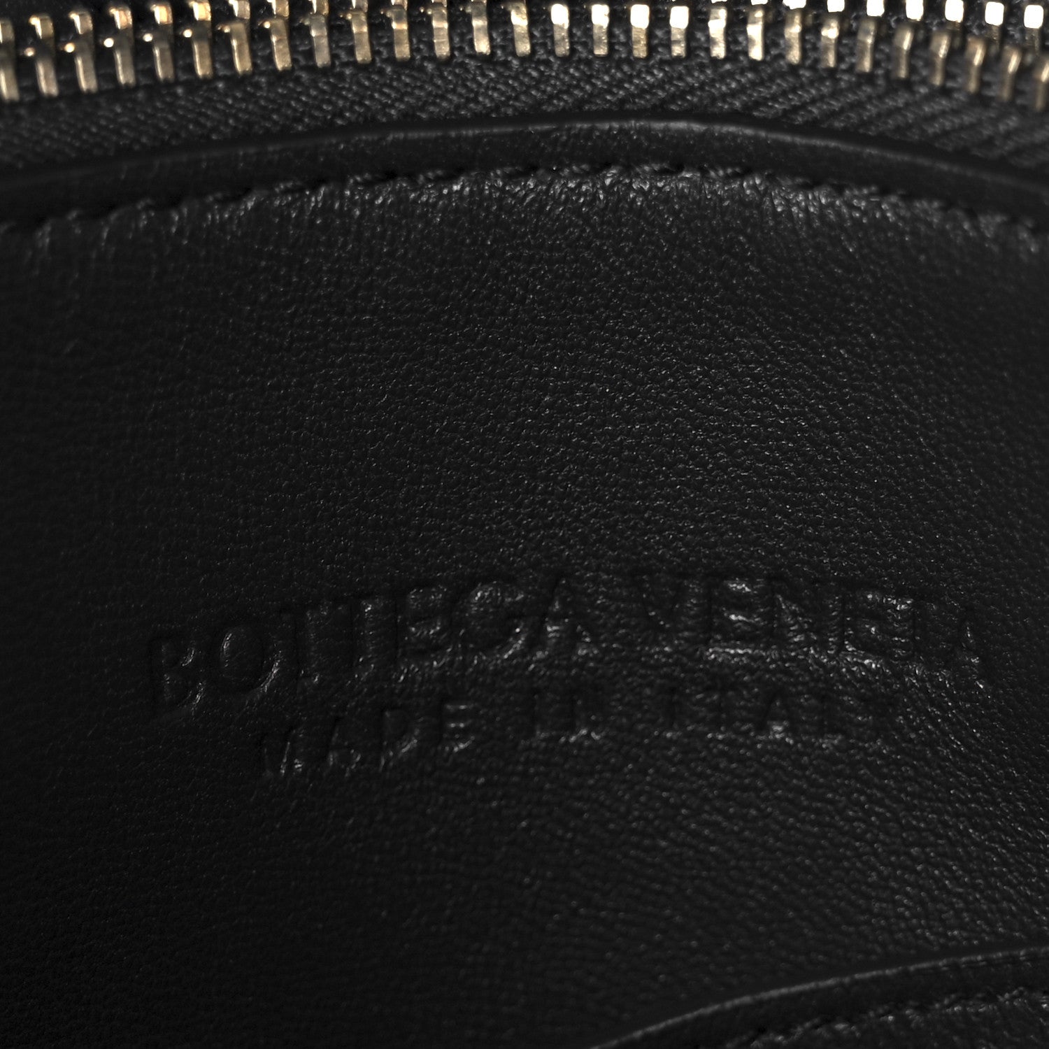 Bottega Veneta Nappa Intrecciato Patti Top Handle Bag Space 6 of 12