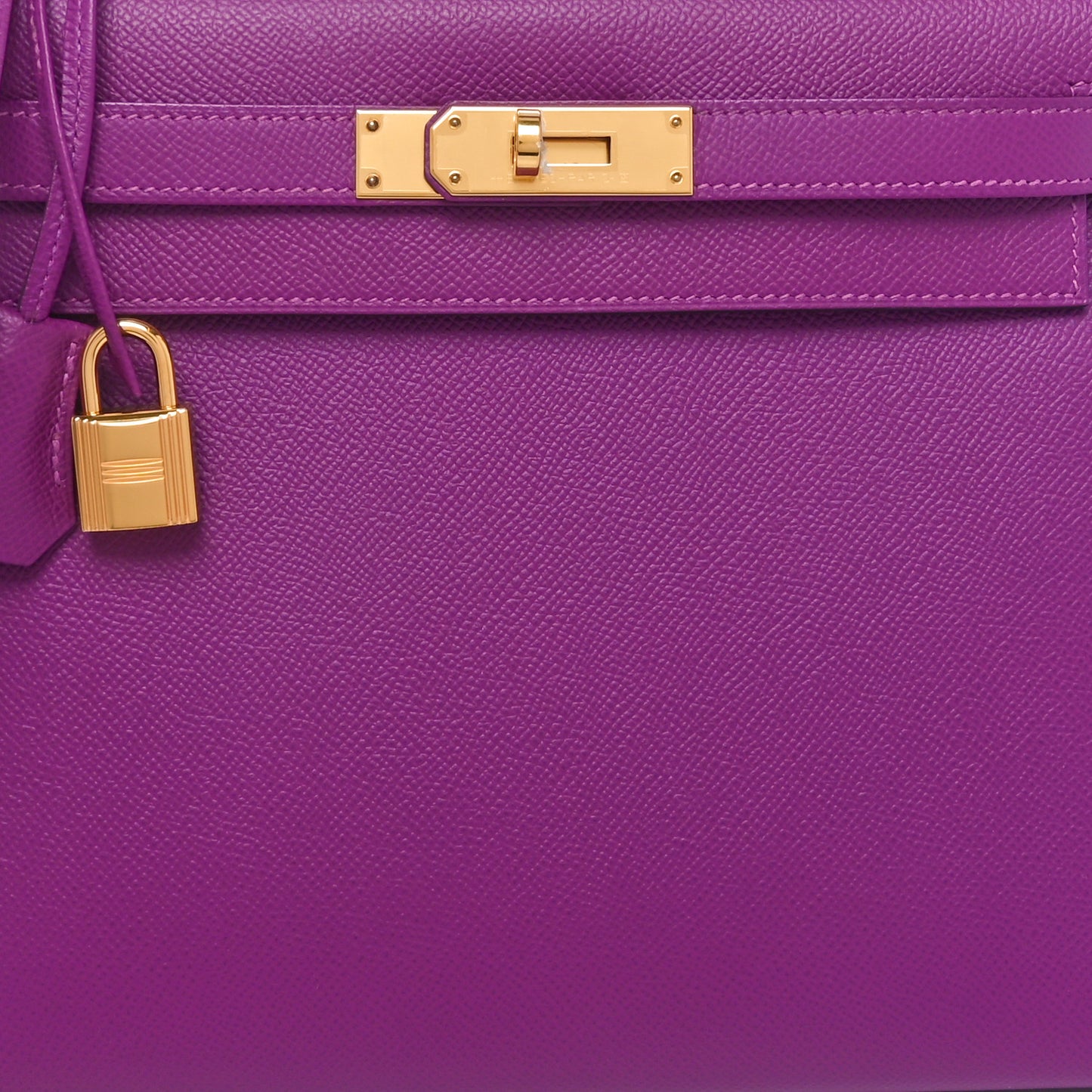 Epsom Kelly Sellier 28 Anemone