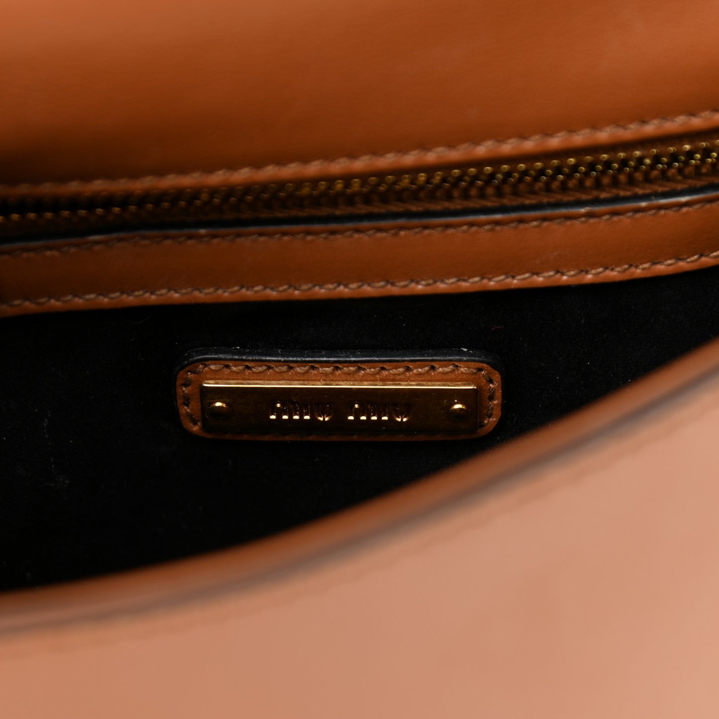 City Calf Lock Shoulder Bag Cognac