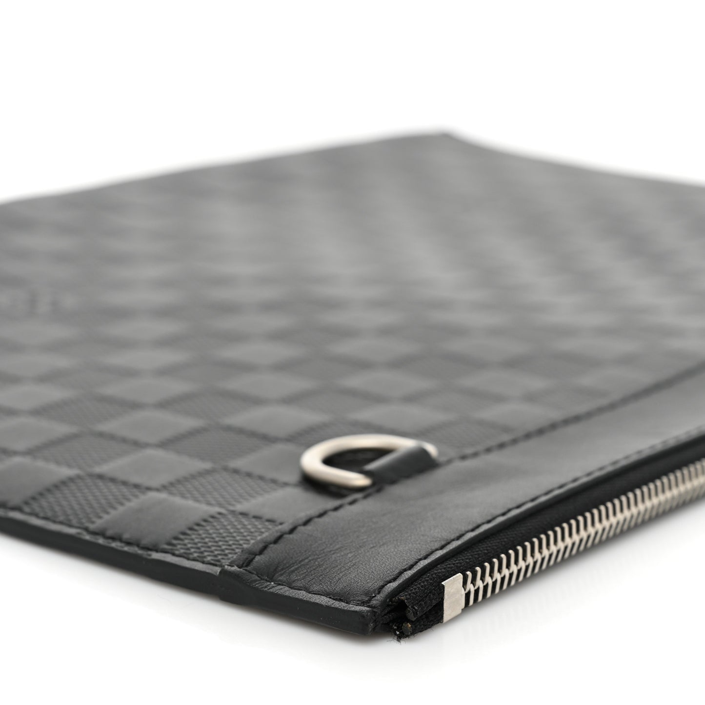 Damier Infini Discovery Pochette GM Onyx