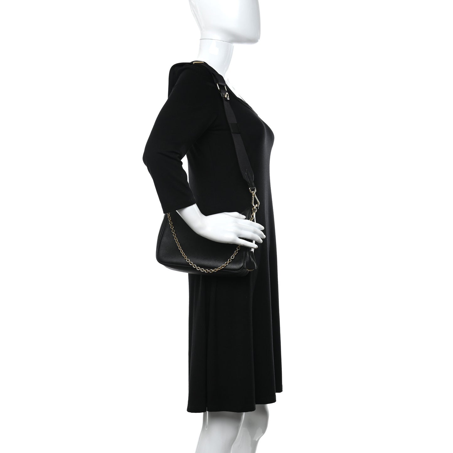 Saffiano Lux Re-Edition 2005 Shoulder Bag Black