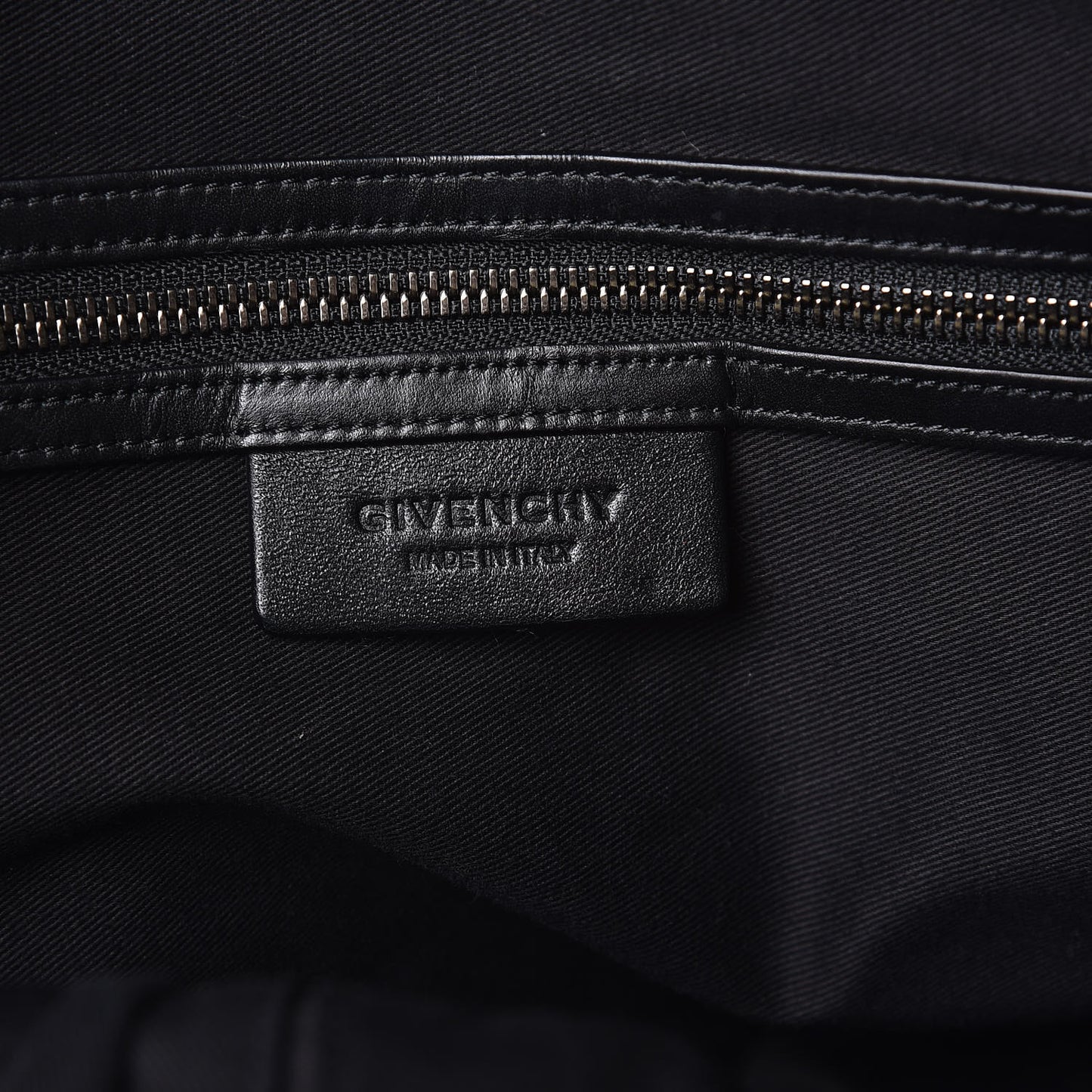 Lambskin Medium Nightingale Black
