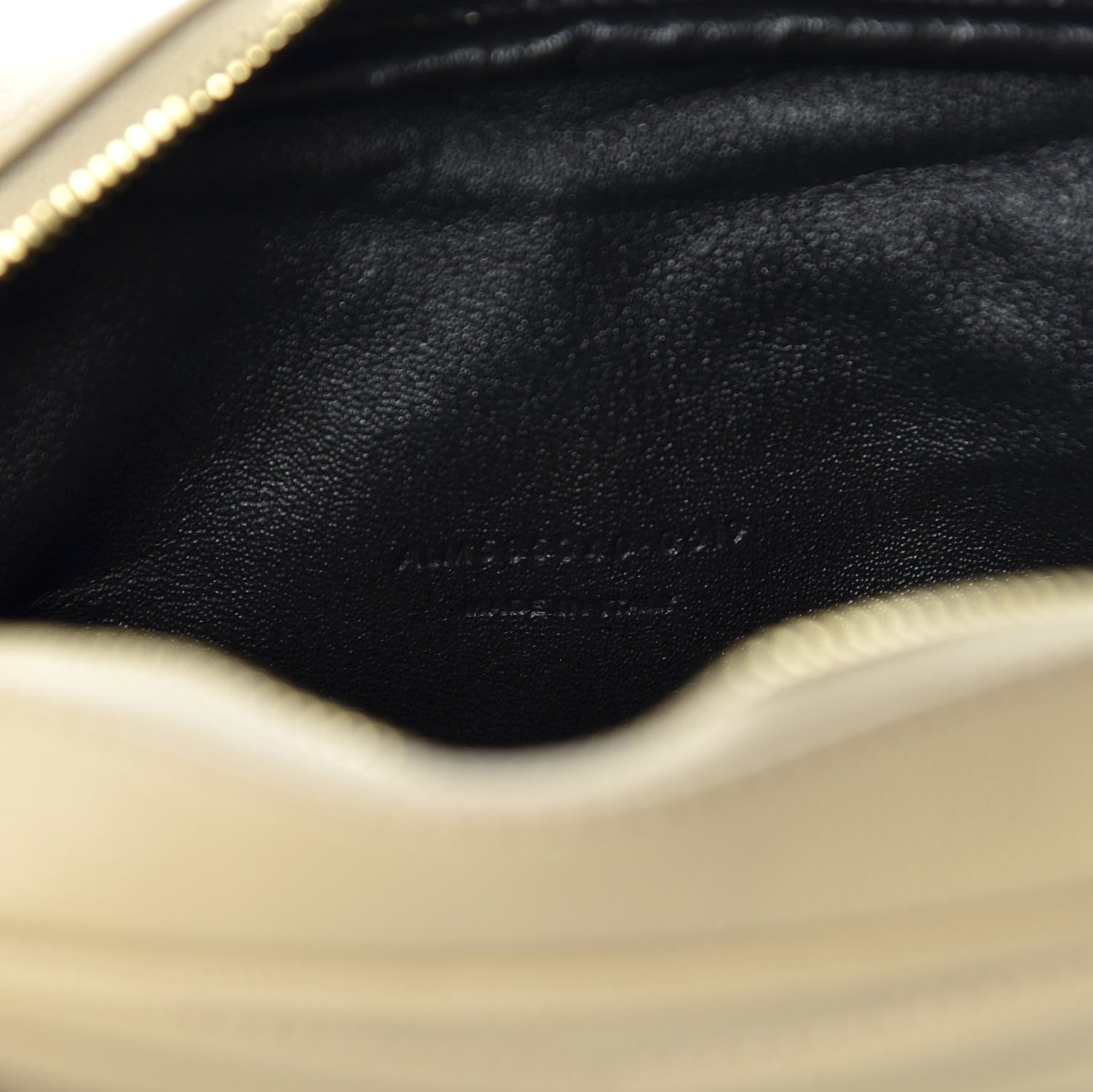 Saint Laurent Grain De Poudre Matelasse Monogram Mini Lou Camera Bag Dark Latte 8 of 10